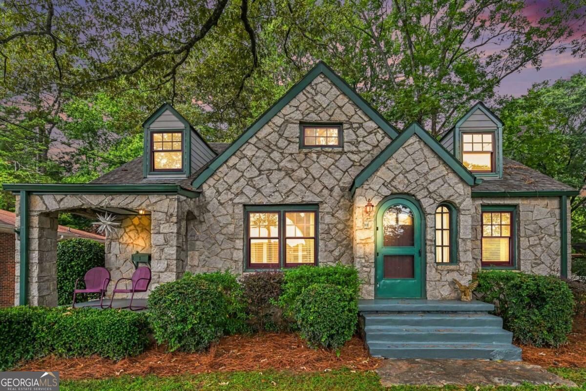 1 Lakeshore Drive Property Photo 3