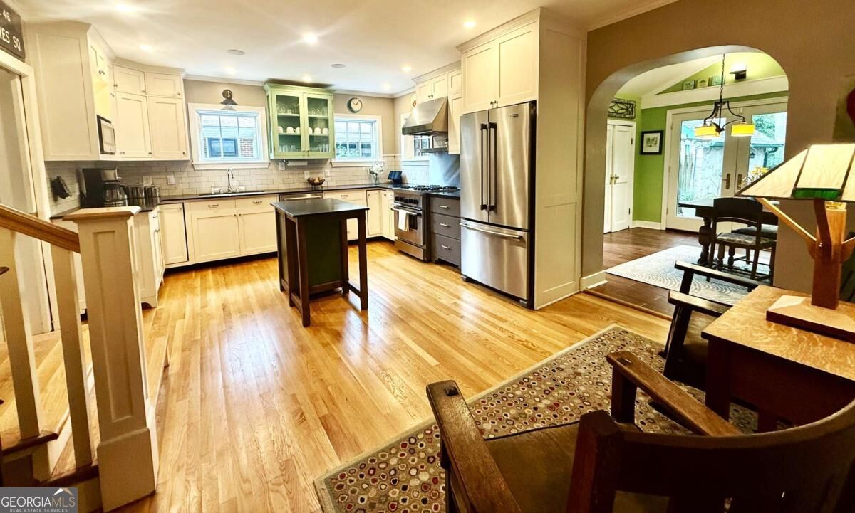 1 Lakeshore Drive Property Photo 11