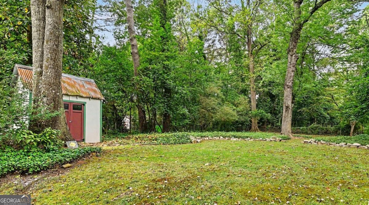 1 Lakeshore Drive Property Photo 35