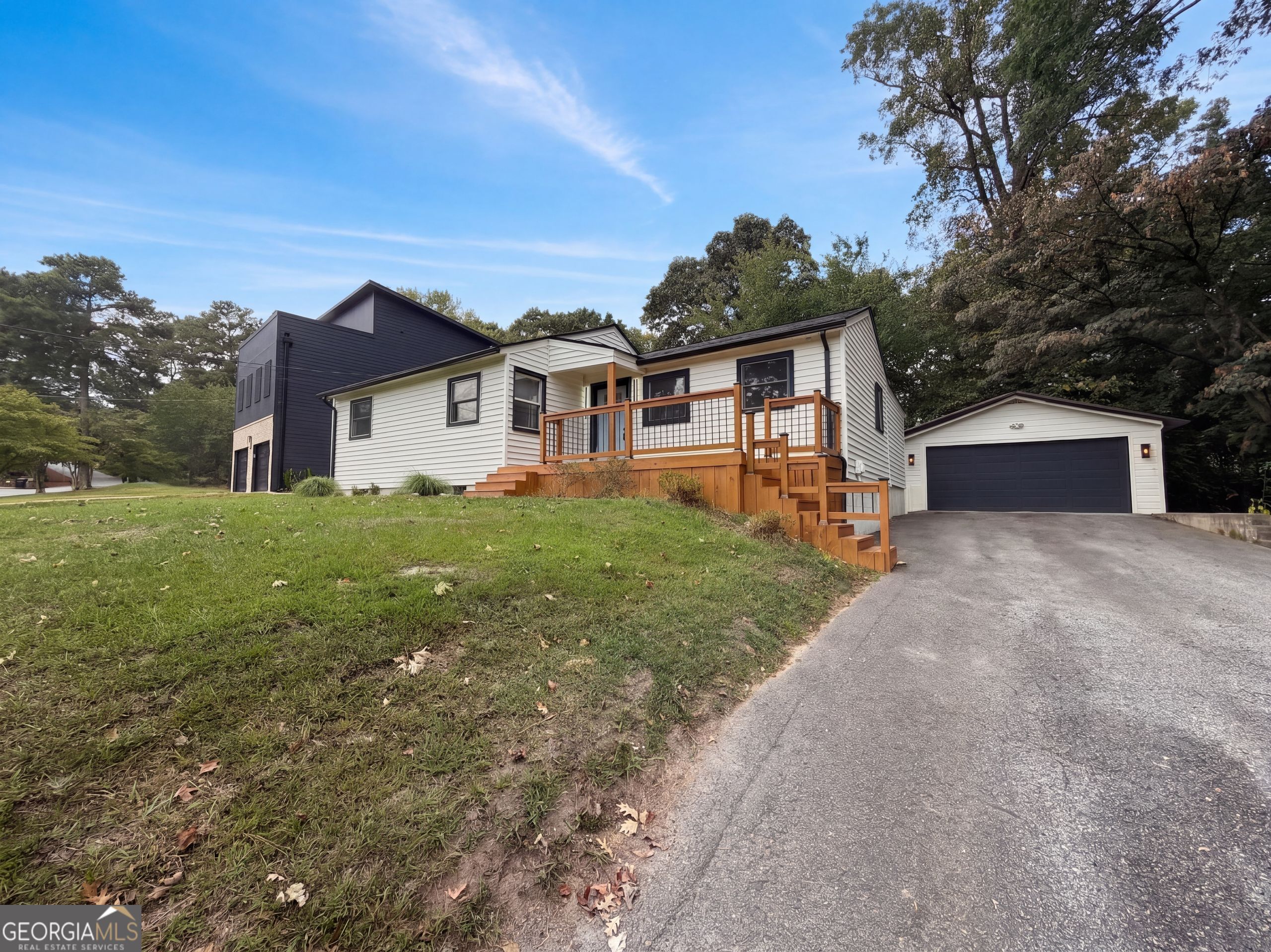 2225 Misty Lane Se Property Photo 1