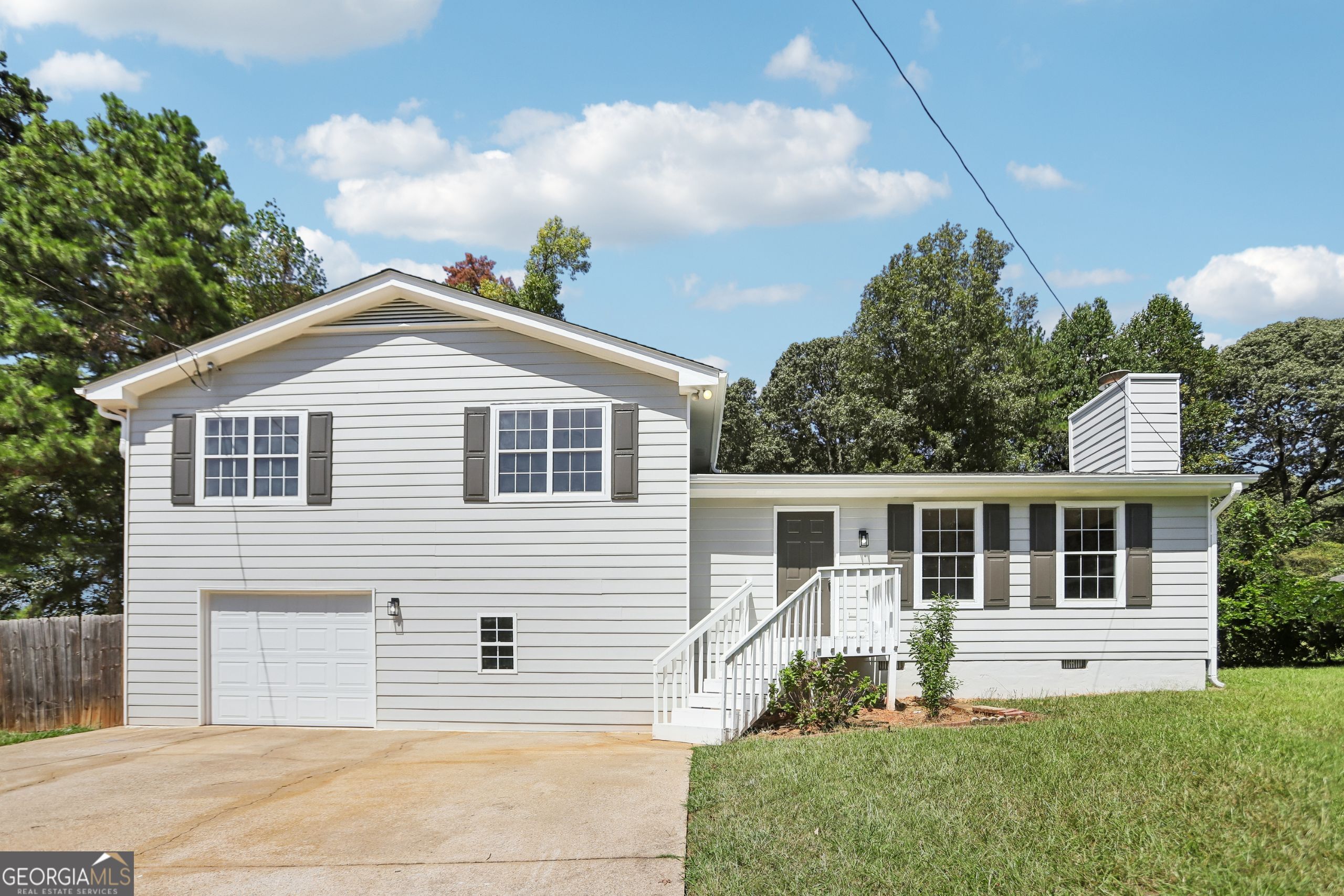 4051 Megan Road Property Photo 1