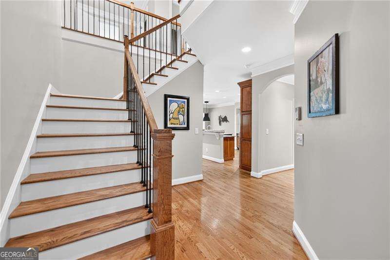 2640 Long Pointe Property Photo 5