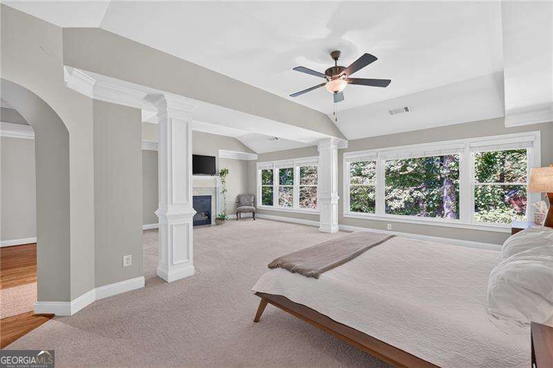 2640 Long Pointe Property Photo 31