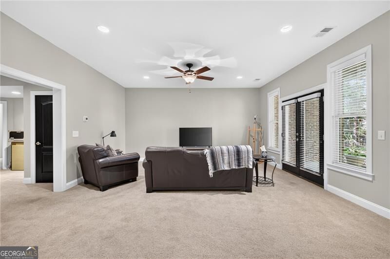 2640 Long Pointe Property Photo 57