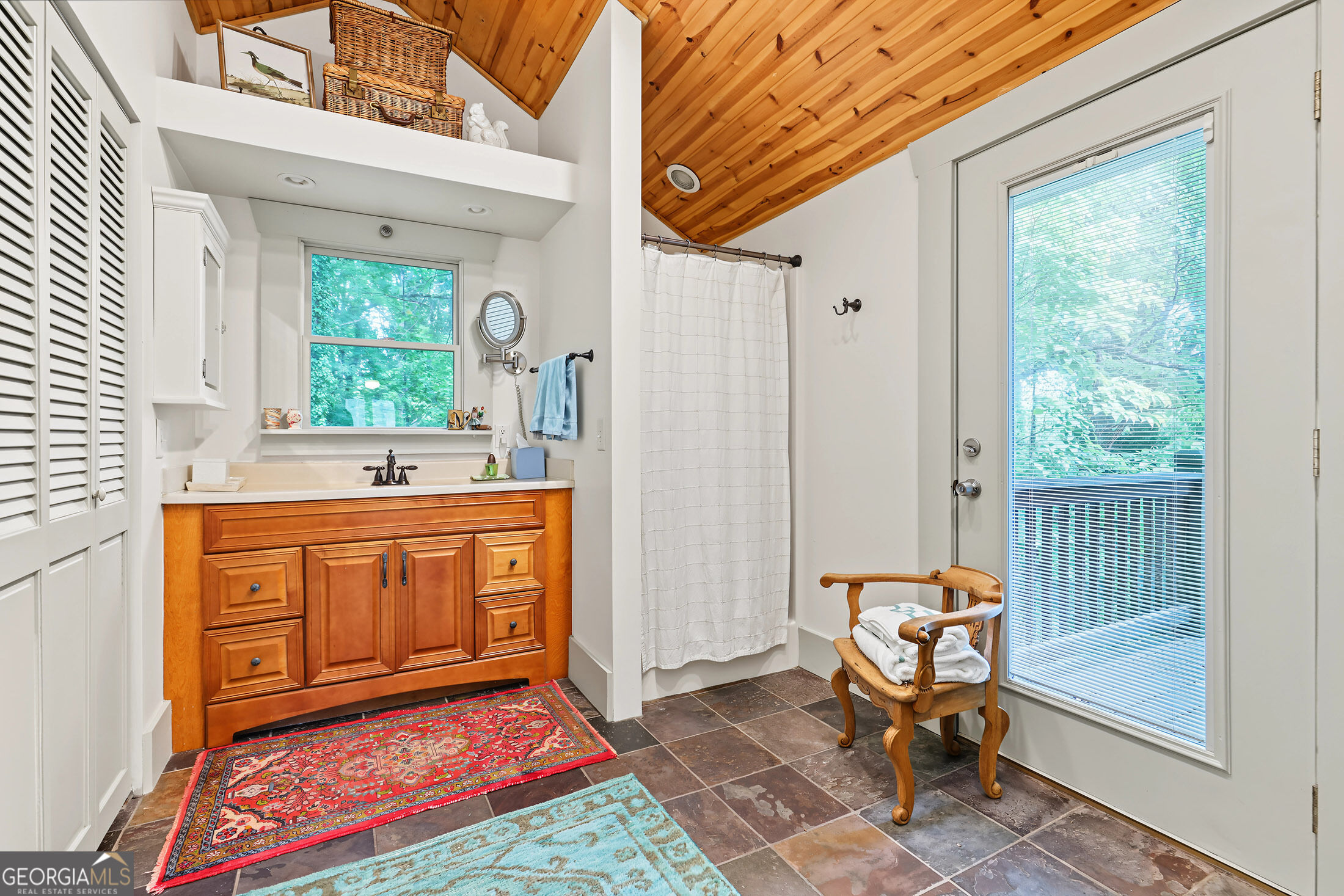 98 Pickett Hill Street Property Photo 23