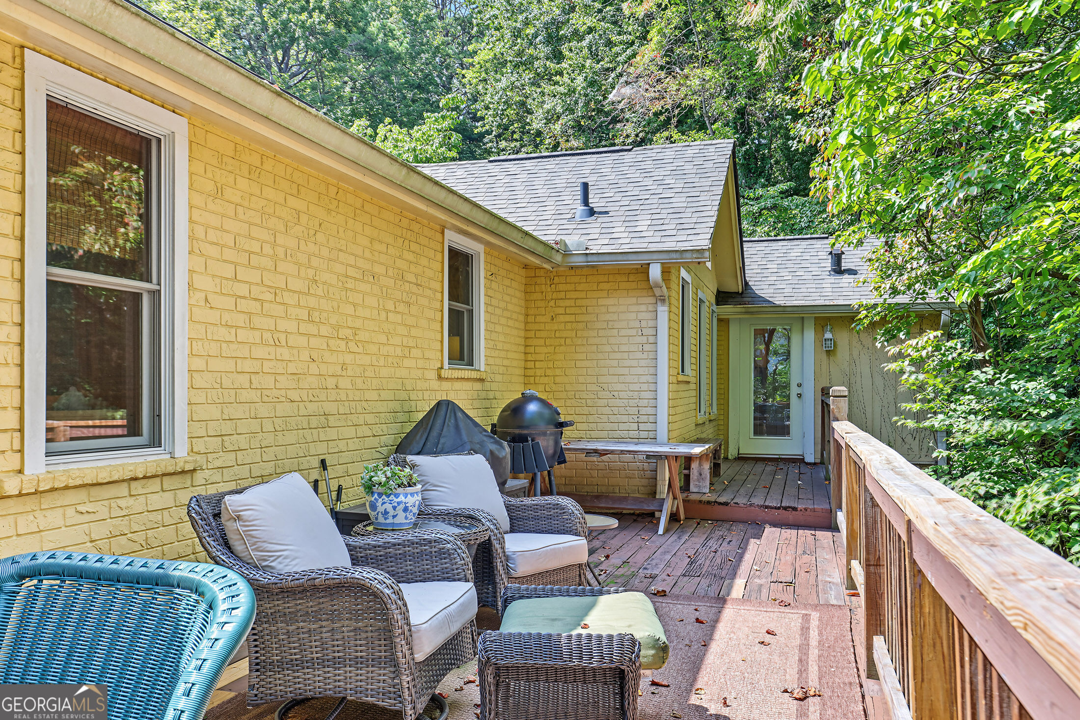 98 Pickett Hill Street Property Photo 33