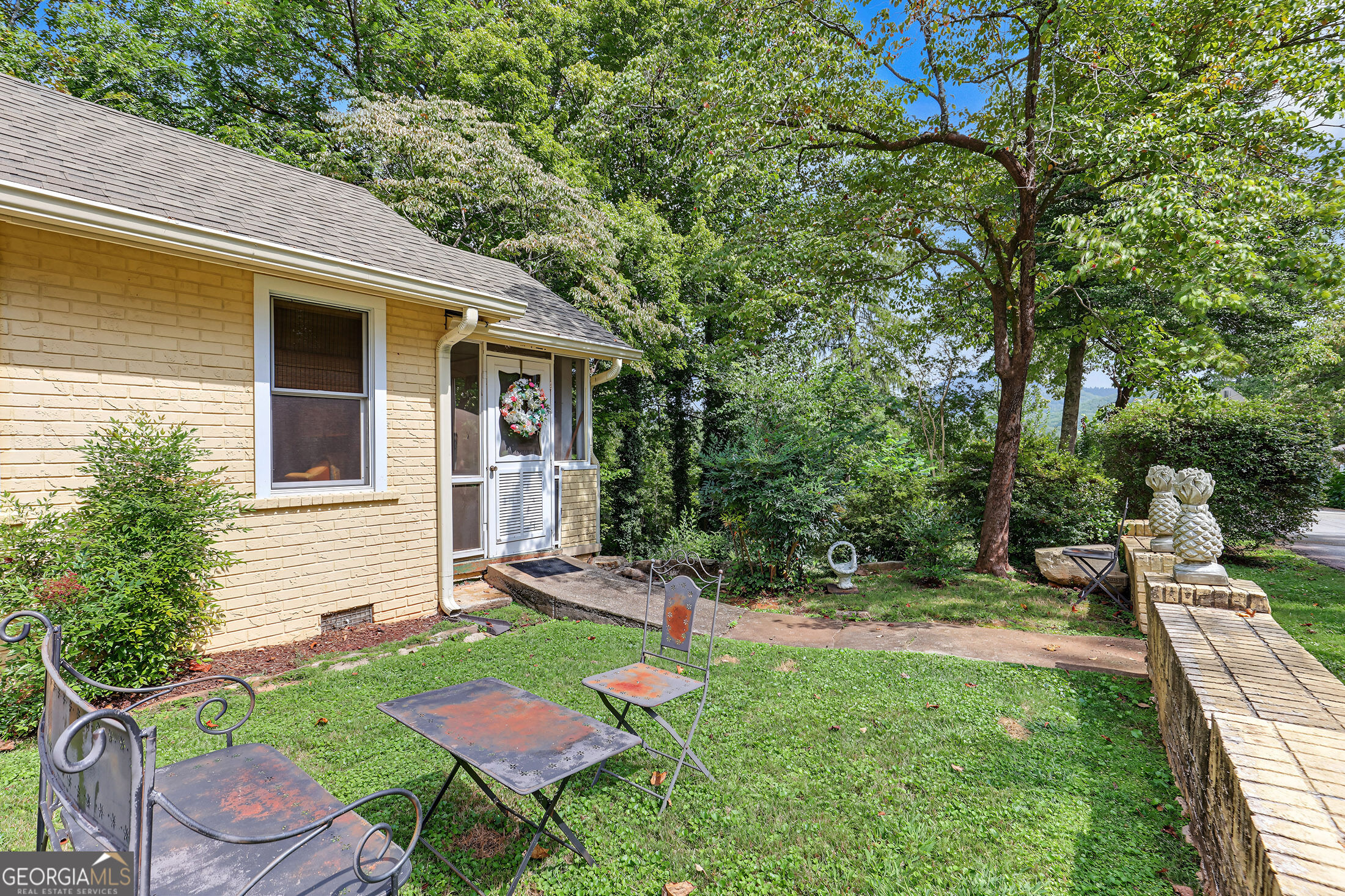 98 Pickett Hill Street Property Photo 43
