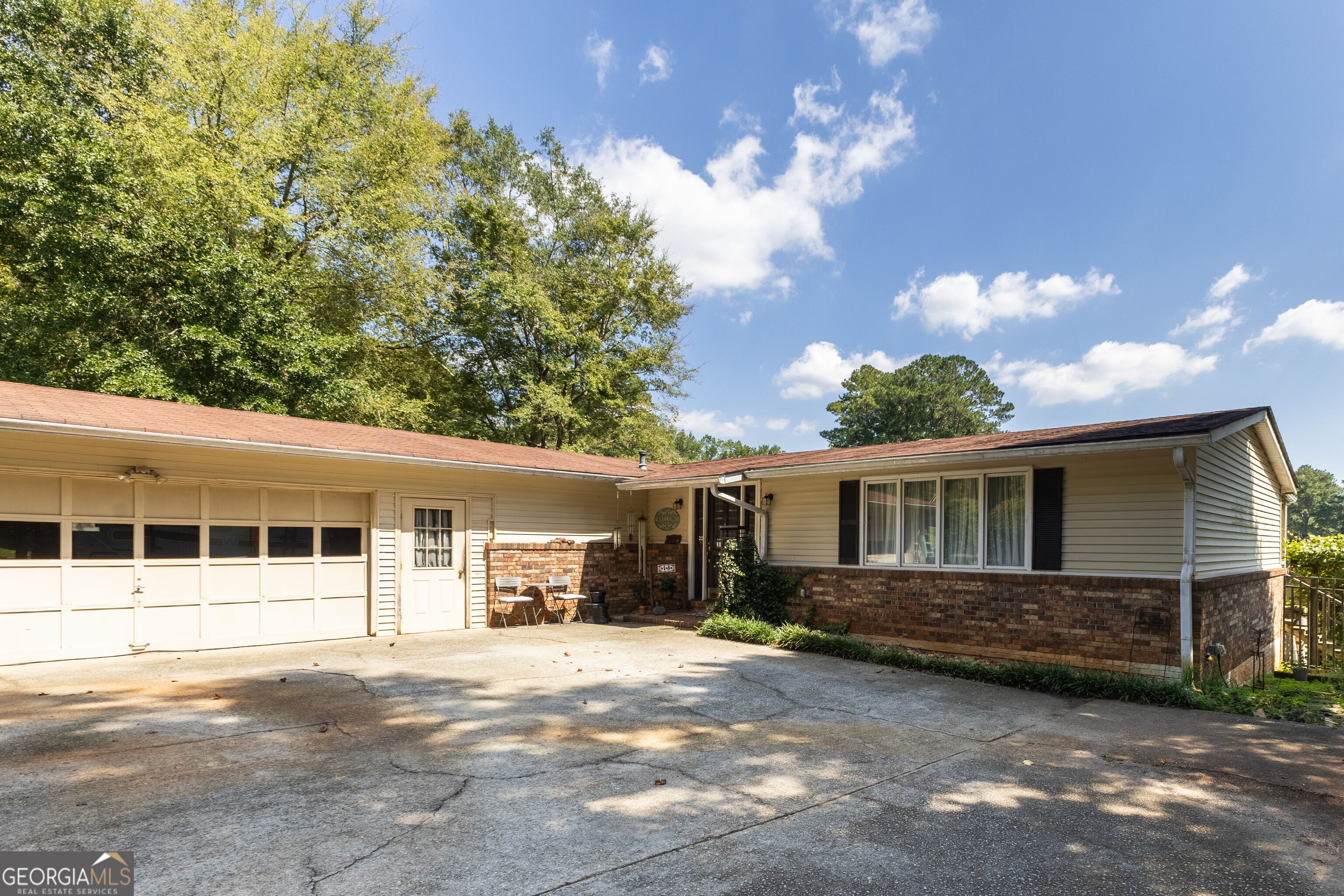 18 Merrill Way Property Photo 1