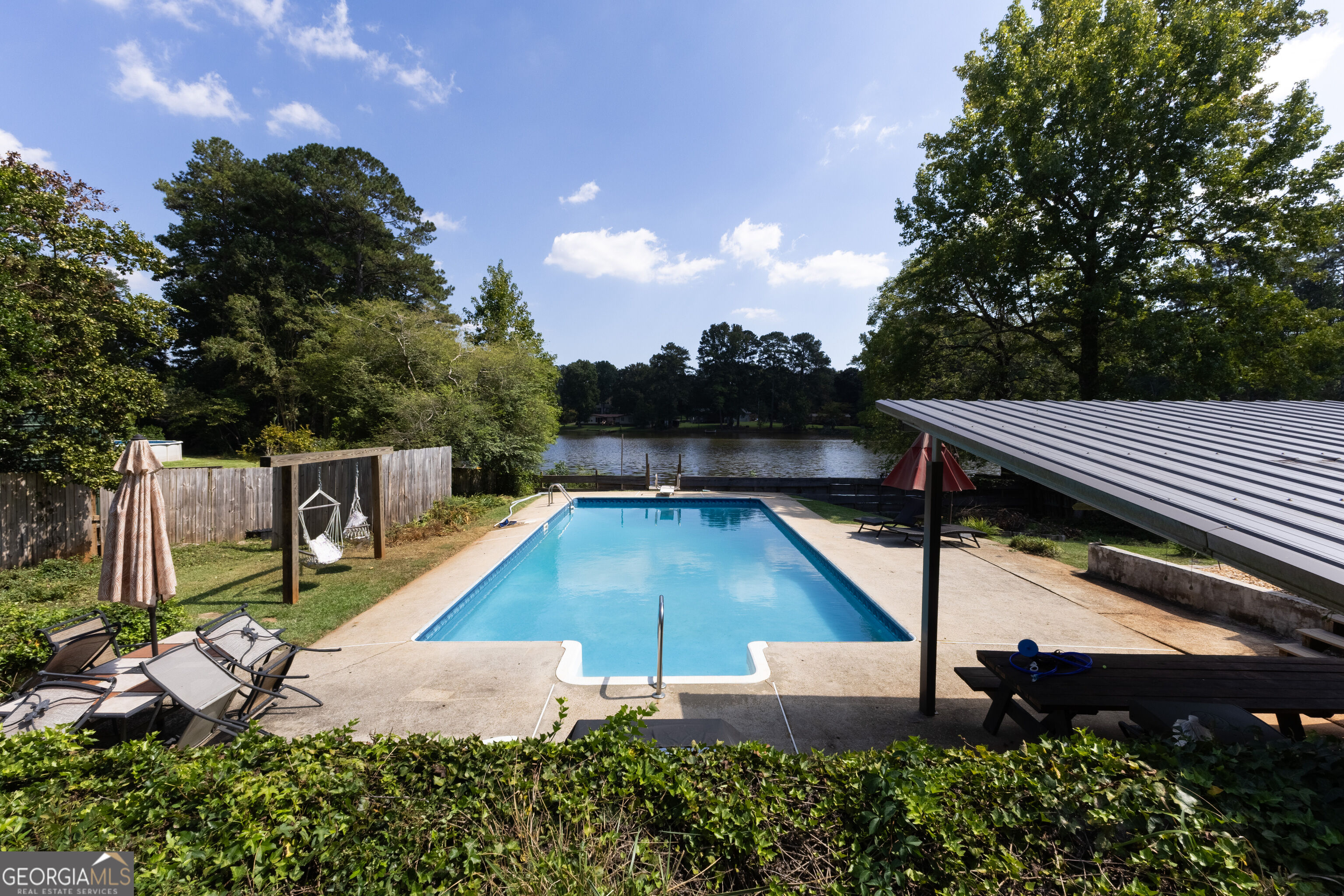 18 Merrill Way Property Photo 2