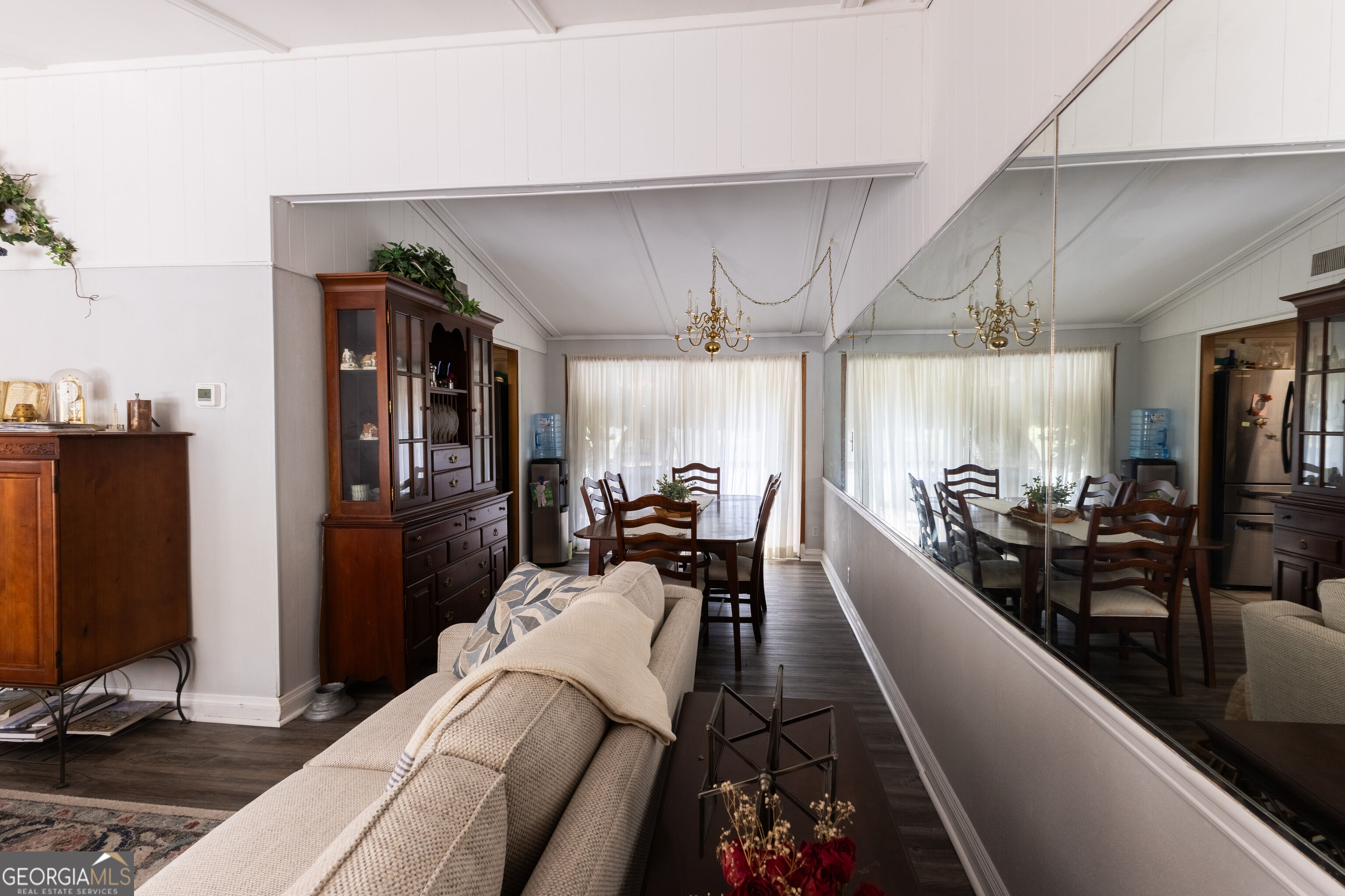 18 Merrill Way Property Photo 6