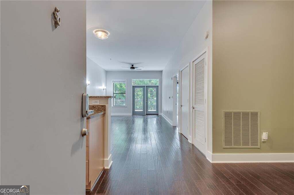 425 Chapel Street Sw # 2107 Property Photo 4