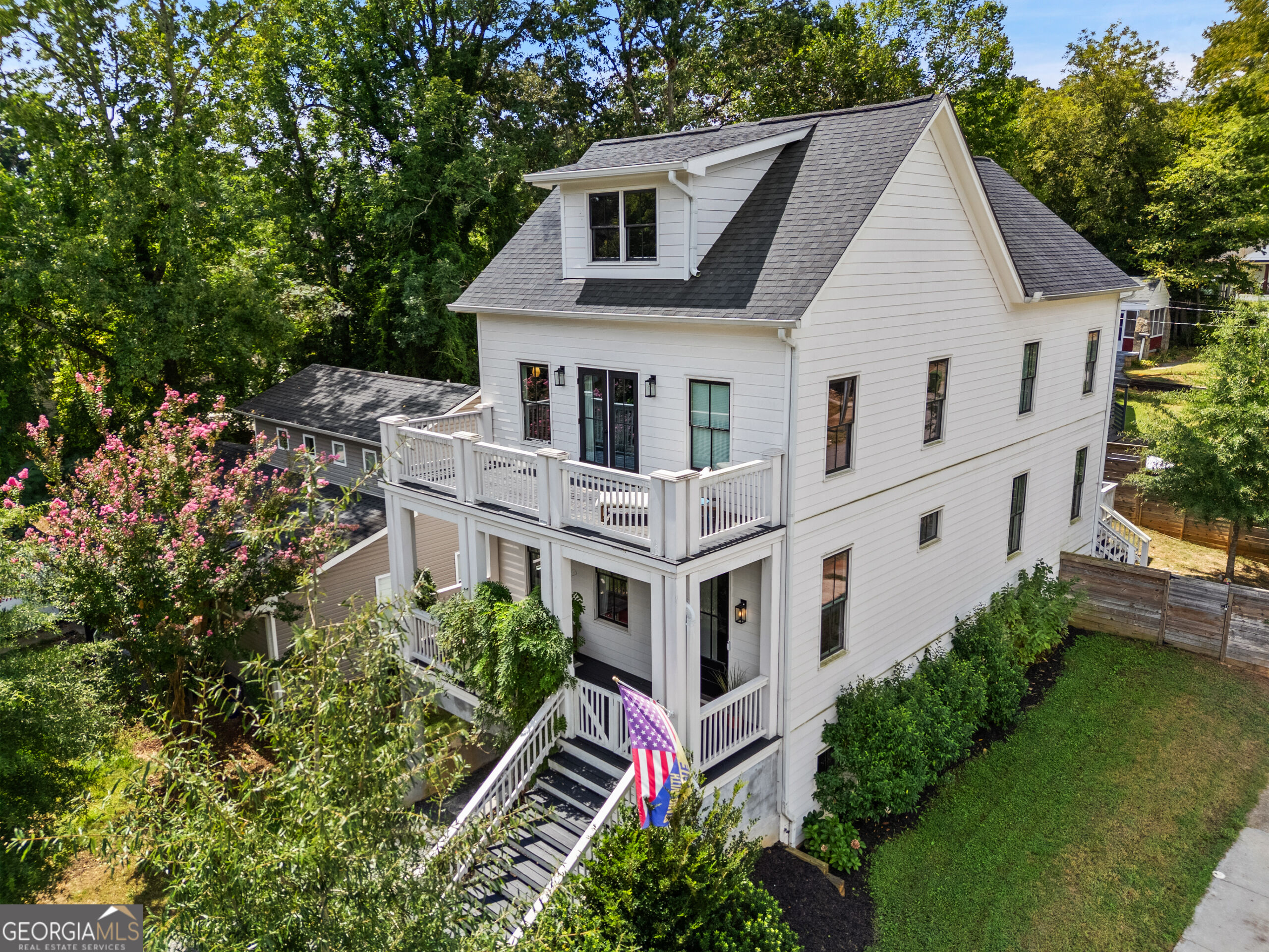62 Montgomery Street Ne Property Photo 1