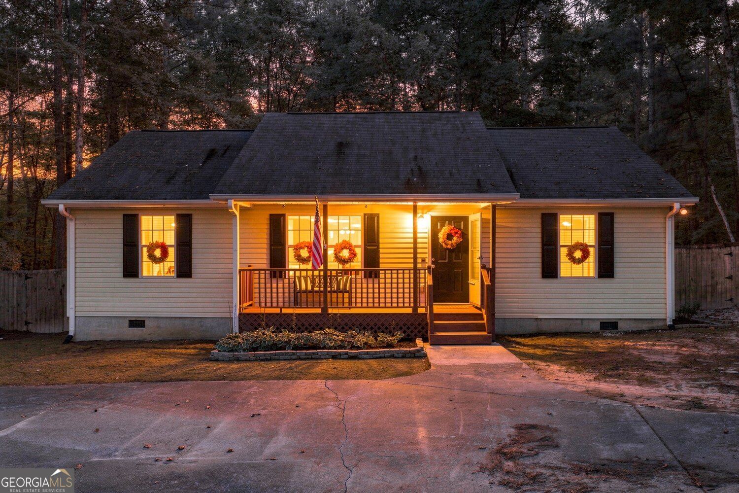 77 Old Brock Road Property Photo 2