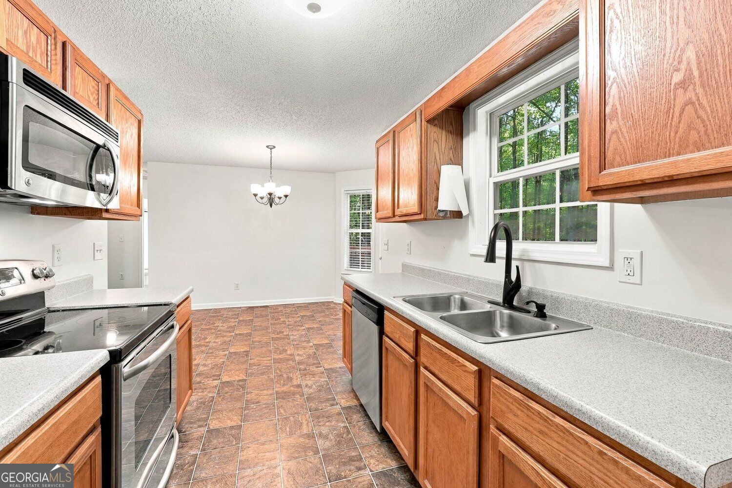 77 Old Brock Road Property Photo 14