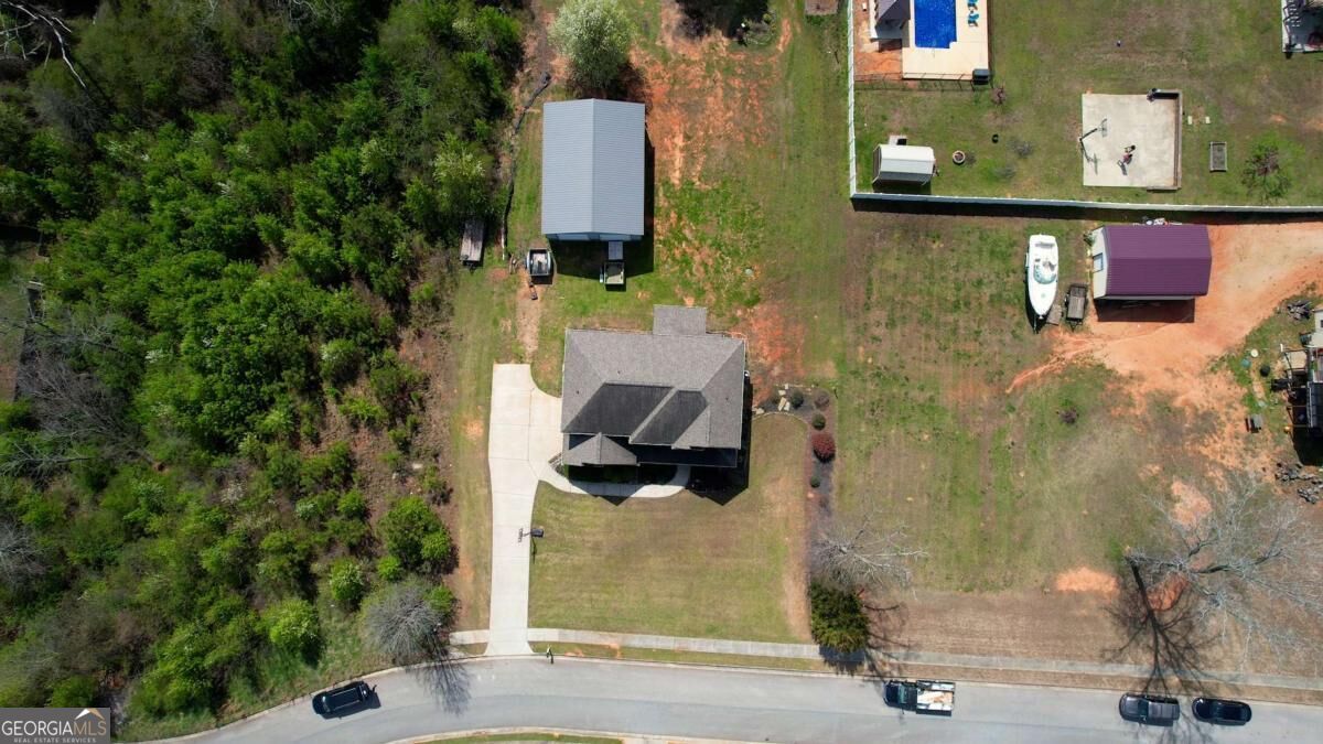 452 Trousseau Lane Property Photo 11
