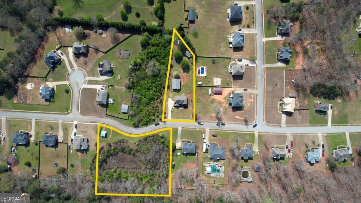 452 Trousseau Lane Property Photo 14