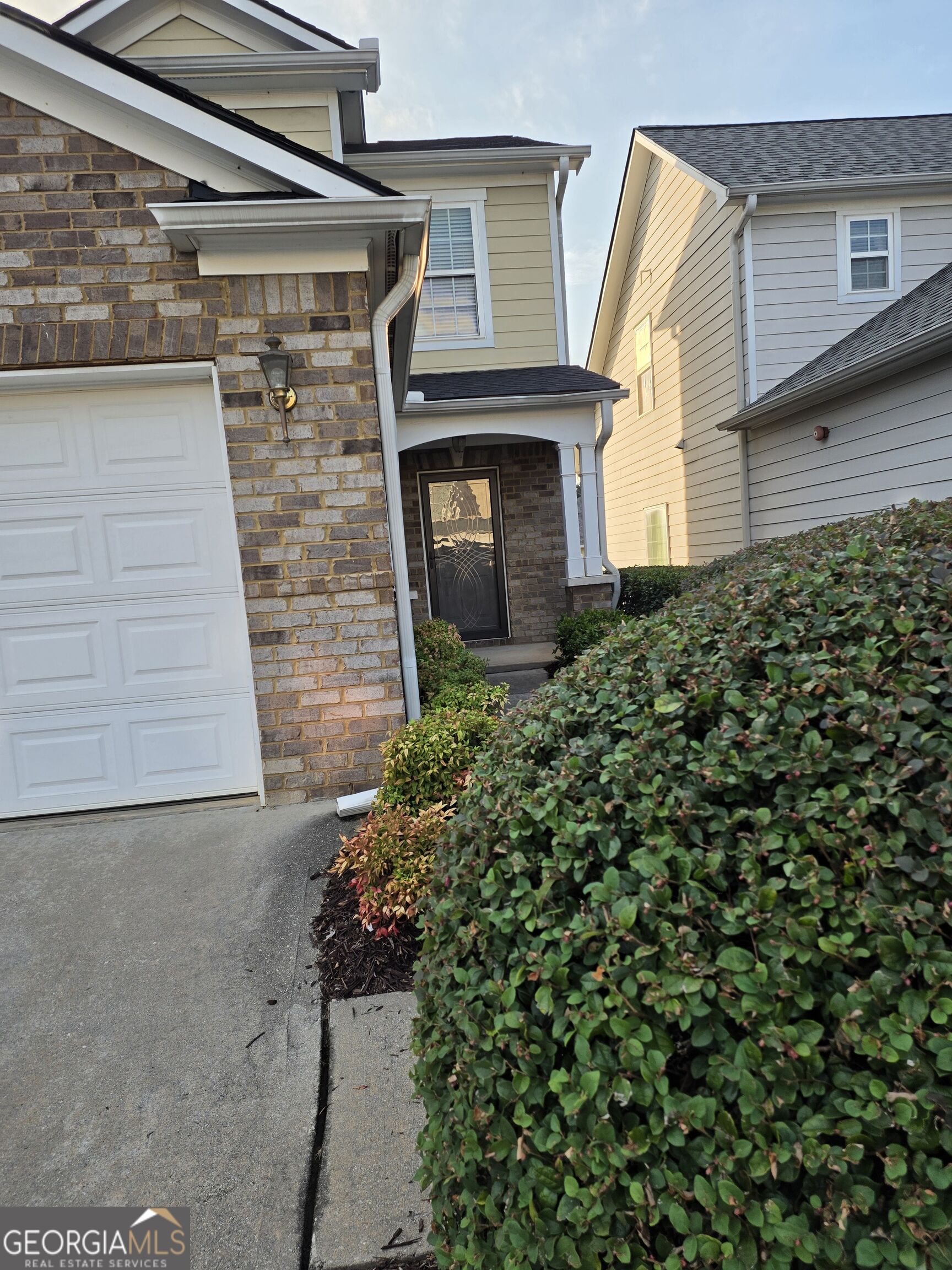 2432 Black Forest Drive Property Photo 2