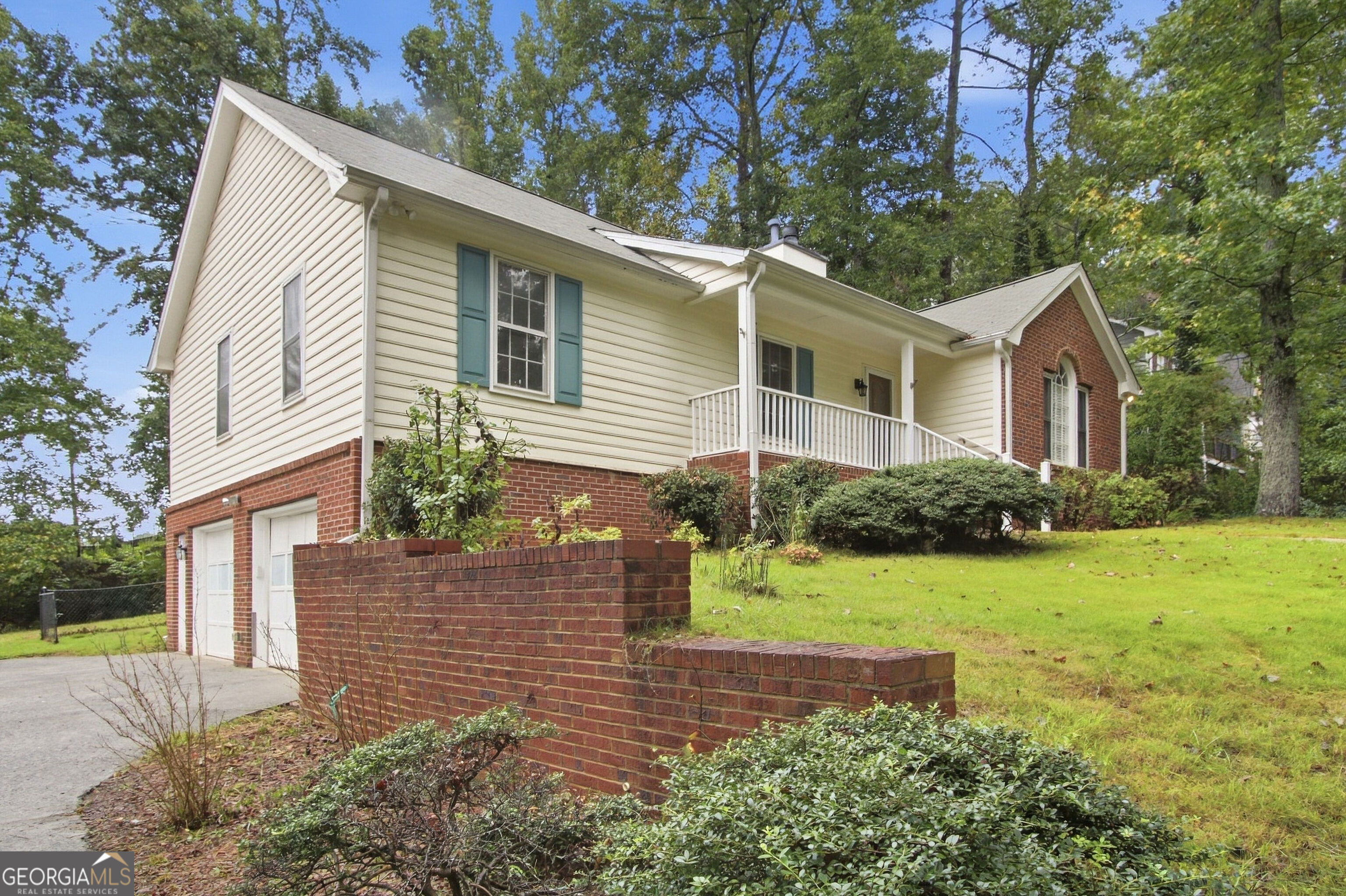 434 Indian Lake Court Property Photo 1