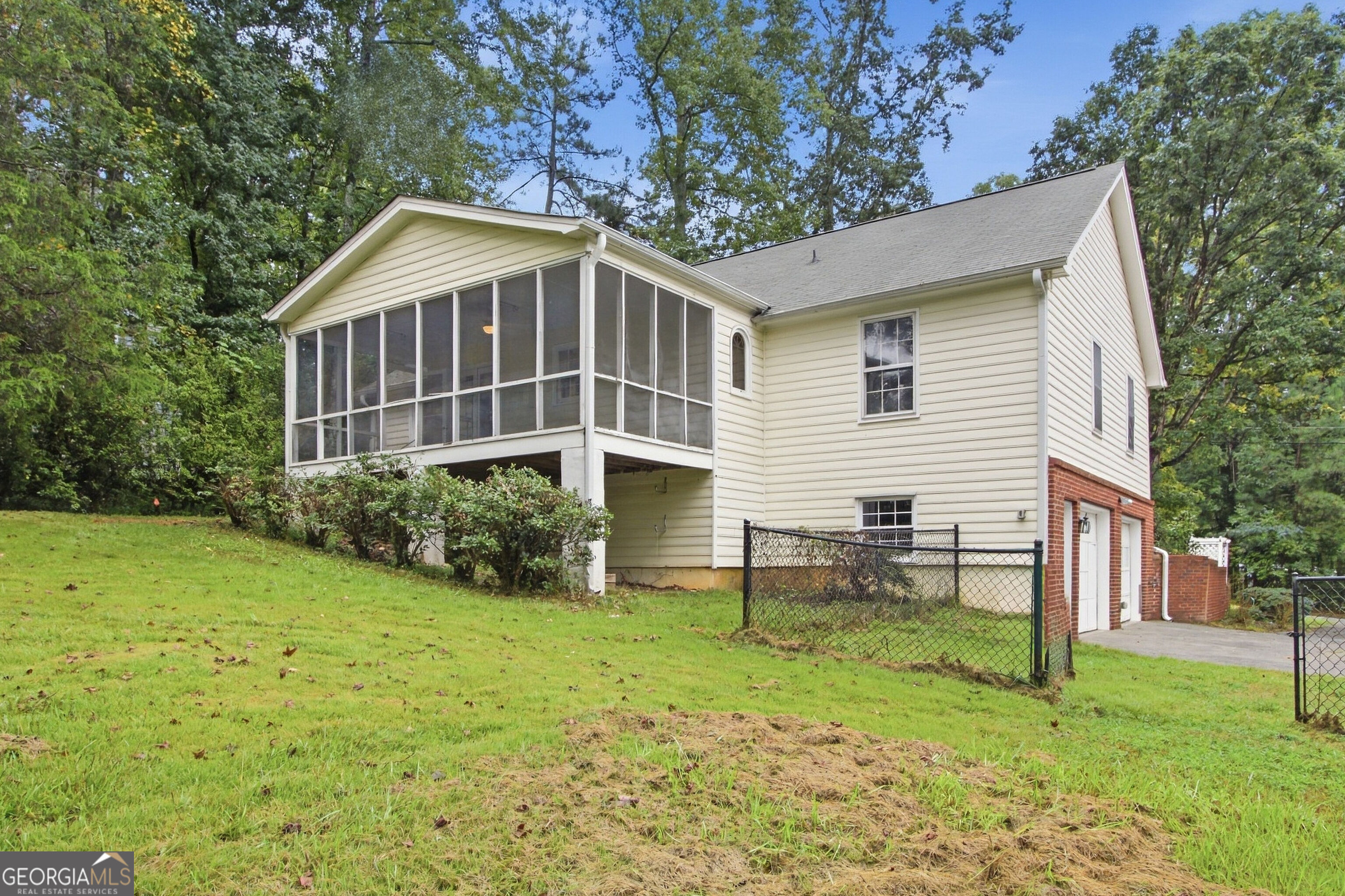 434 Indian Lake Court Property Photo 5