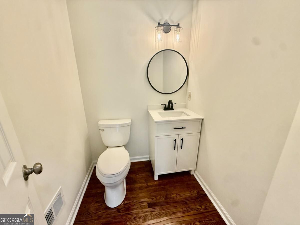7605 Wentworth Drive Property Photo 23