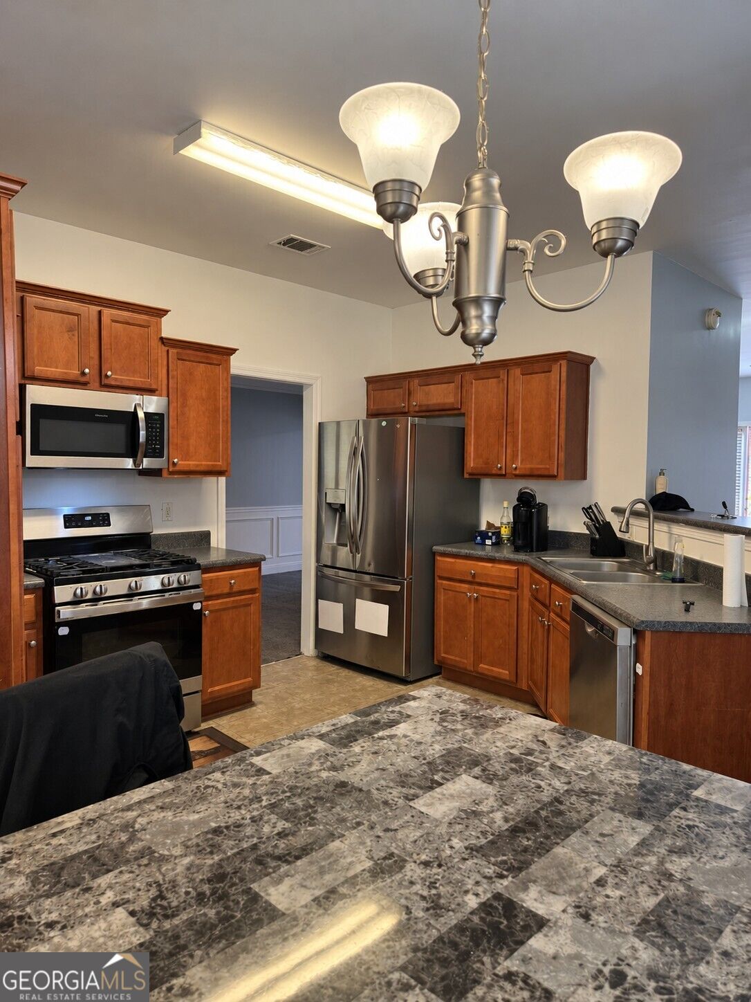 702 Lynnfield Drive Property Photo 7