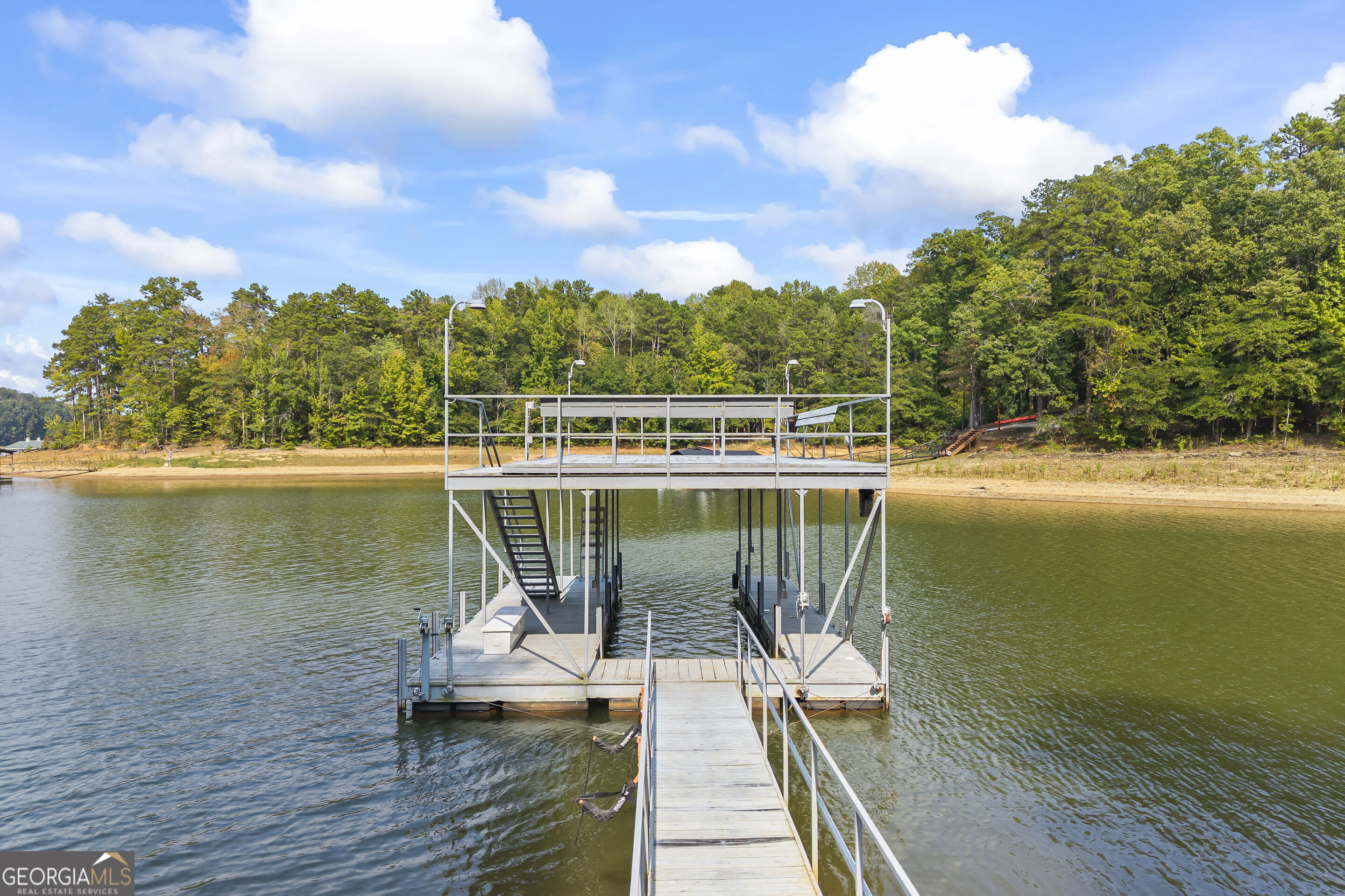 380 Capri Point Property Photo 4