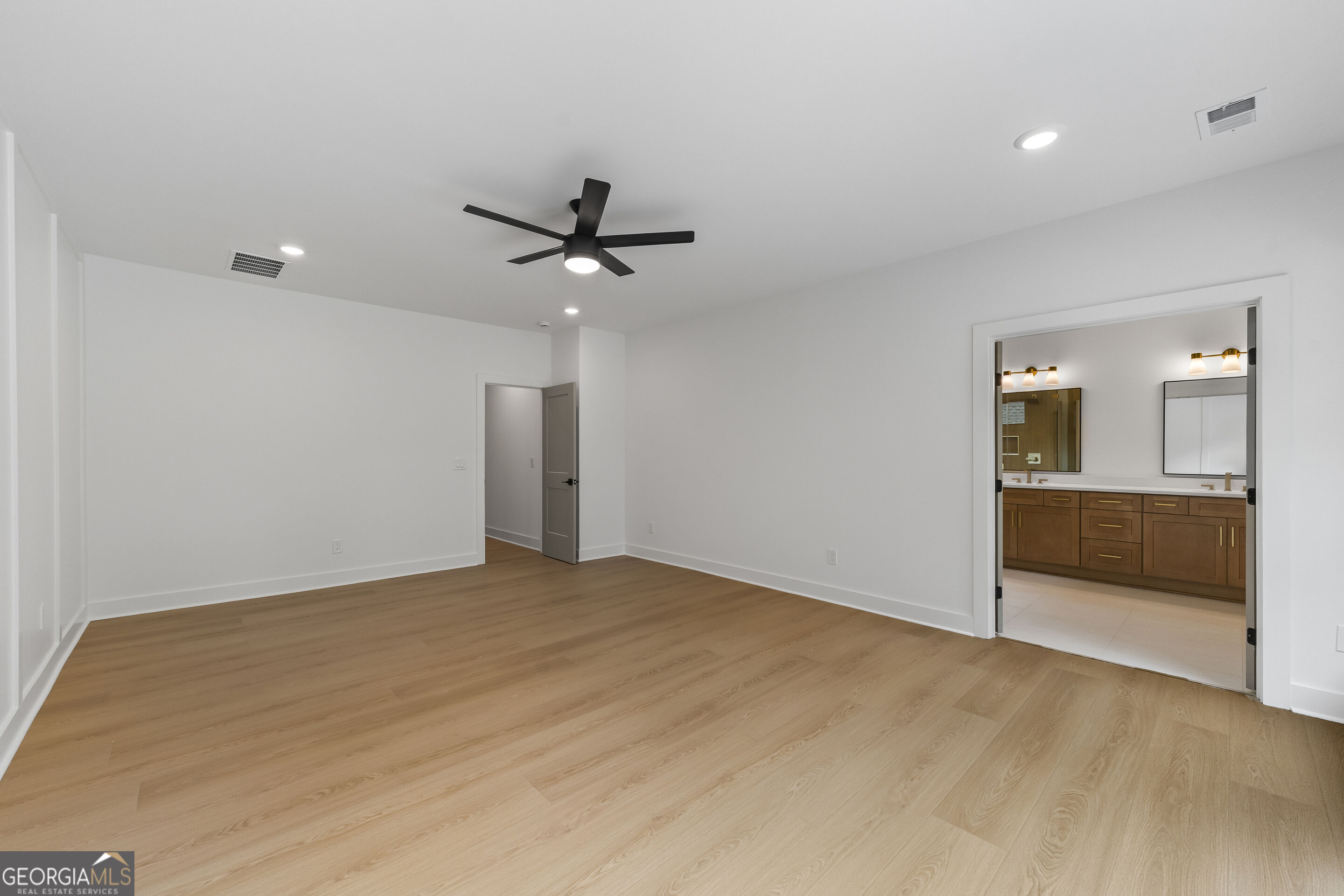 380 Capri Point Property Photo 48
