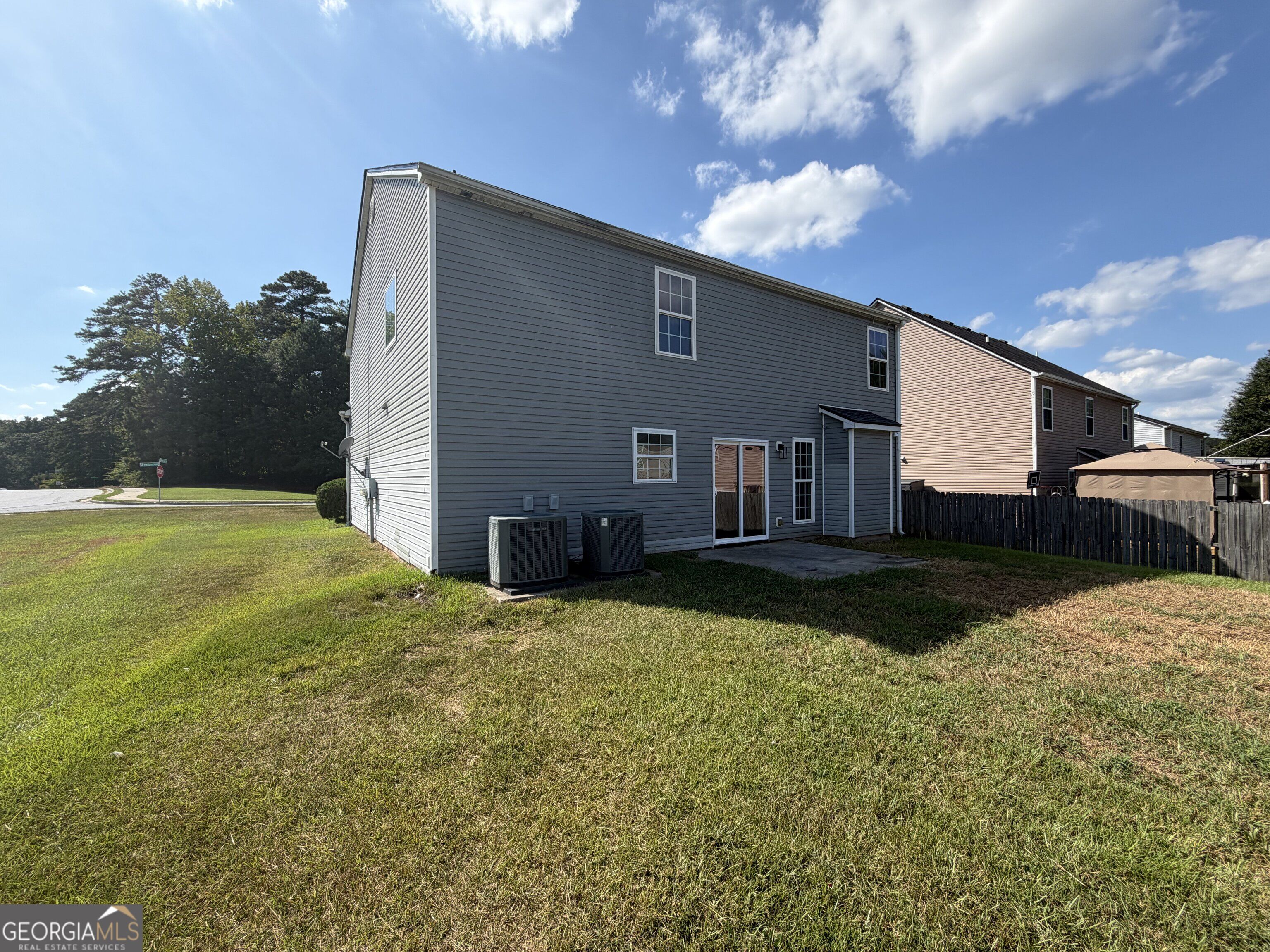 7402 Walton Hill Property Photo 5
