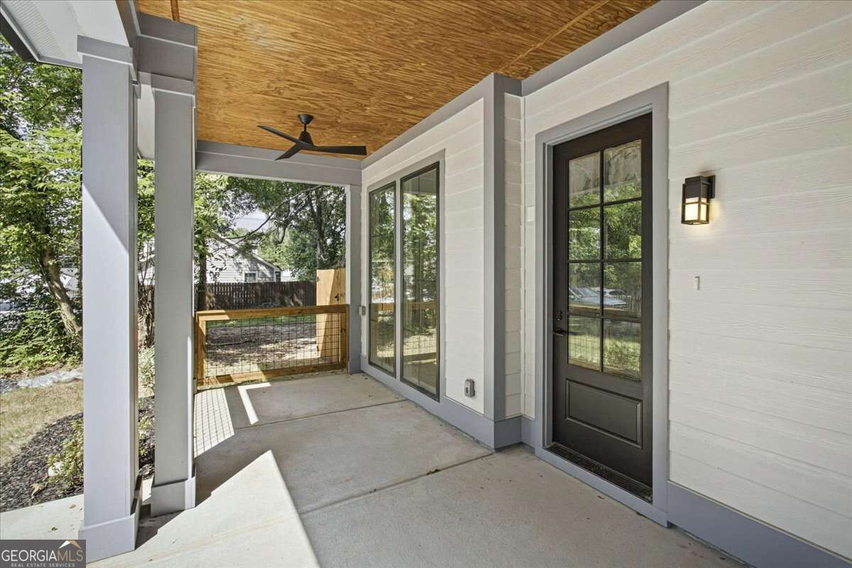 1314-a Dorsey Street Sw Property Photo 16