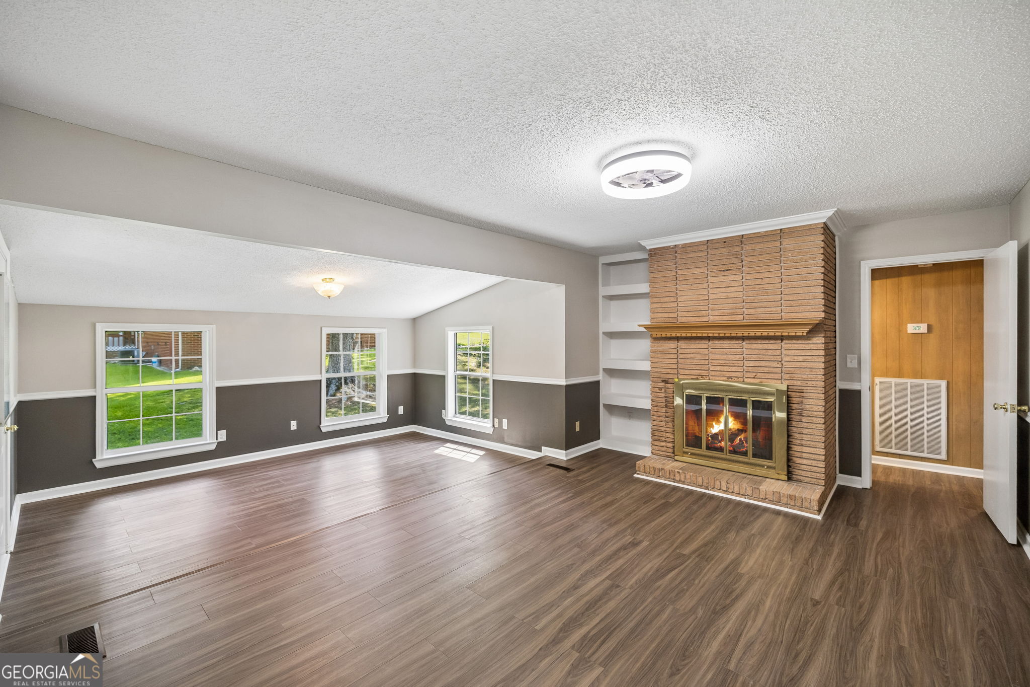 209 Curtis Road Property Photo 4
