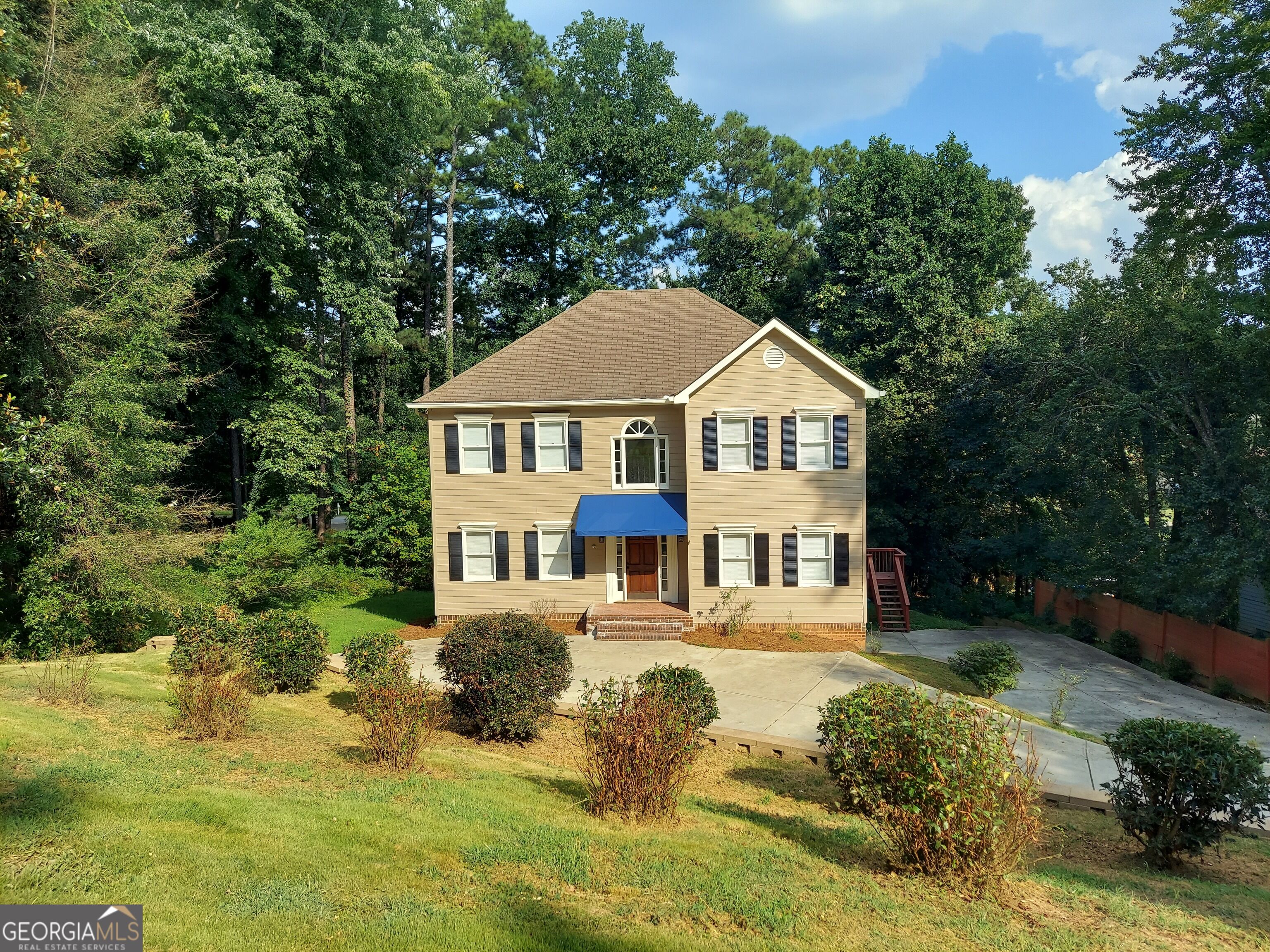 3188 Country Club Court Nw Property Photo 1
