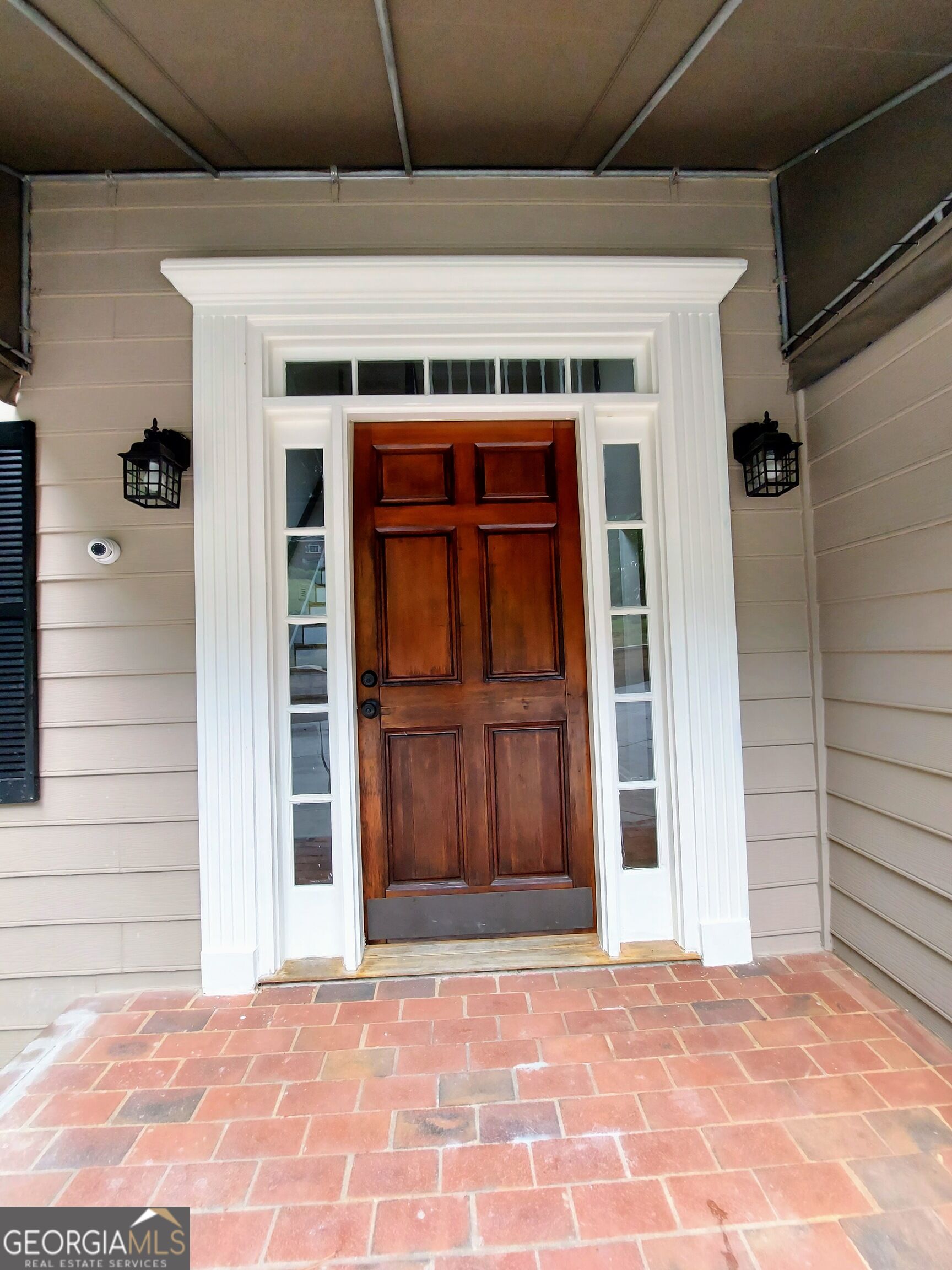 3188 Country Club Court Nw Property Photo 4
