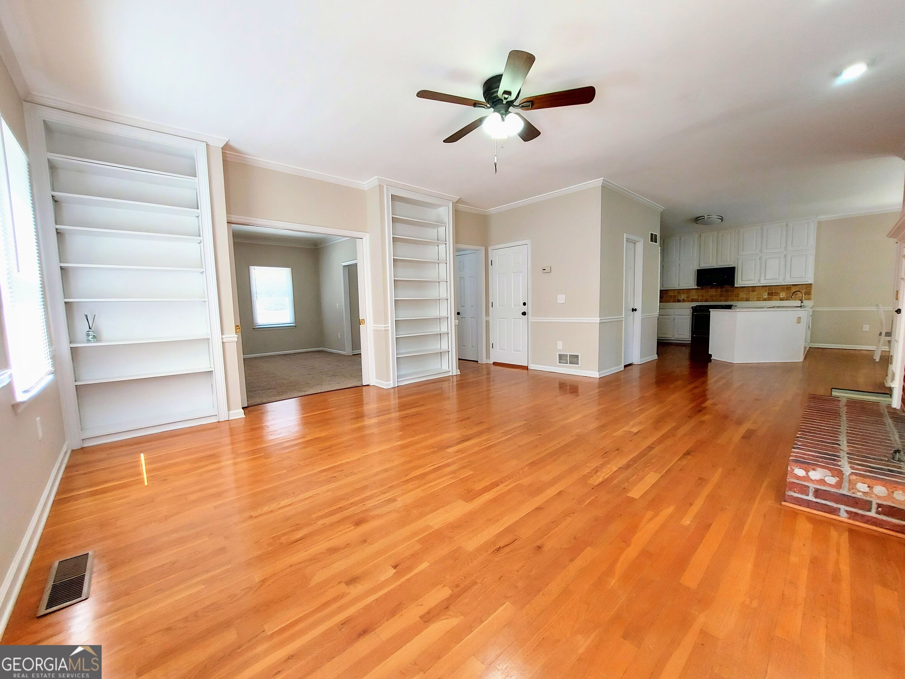 3188 Country Club Court Nw Property Photo 7