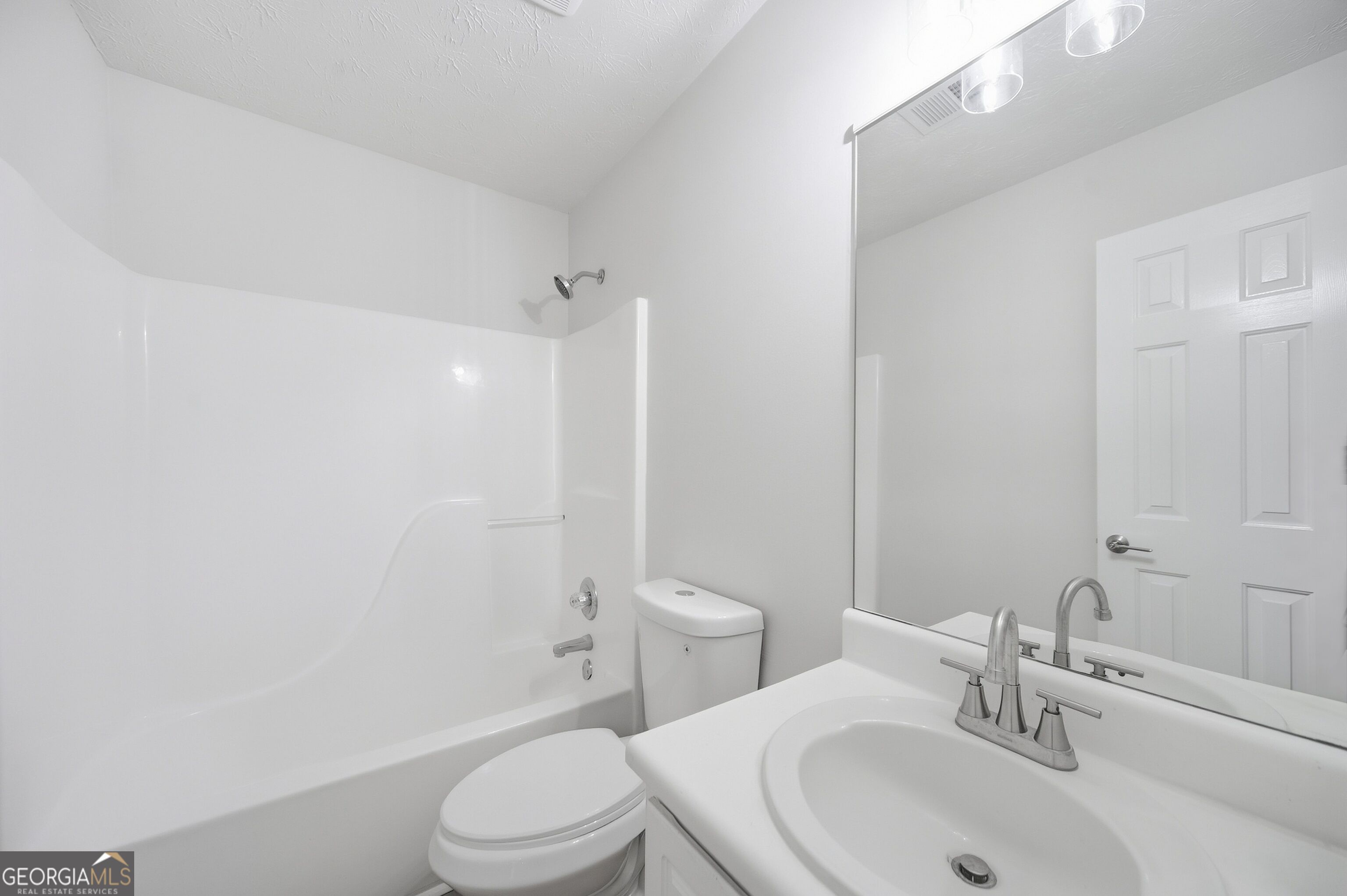 2479 Feathertree Lane Property Photo 19