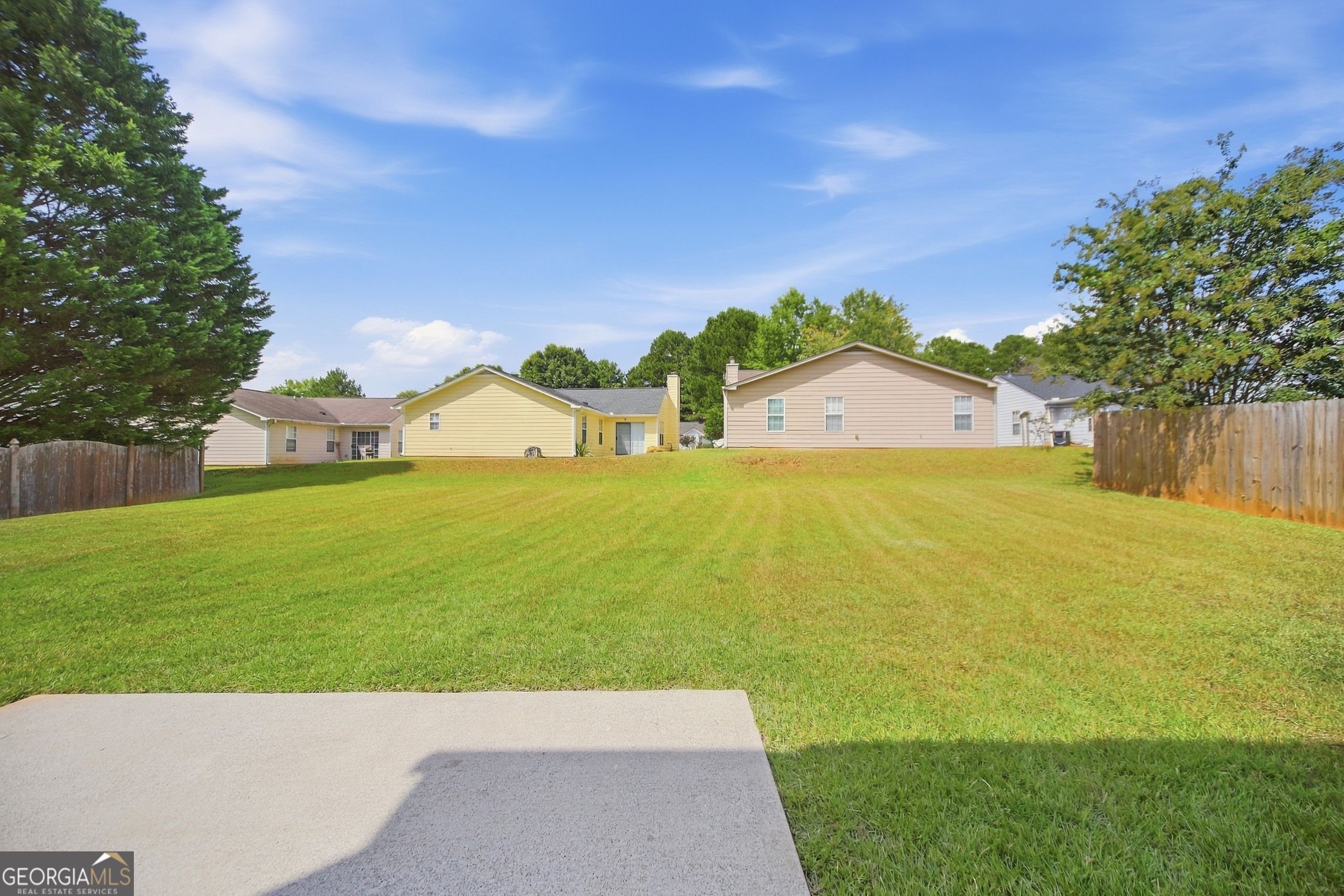 2479 Feathertree Lane Property Photo 23