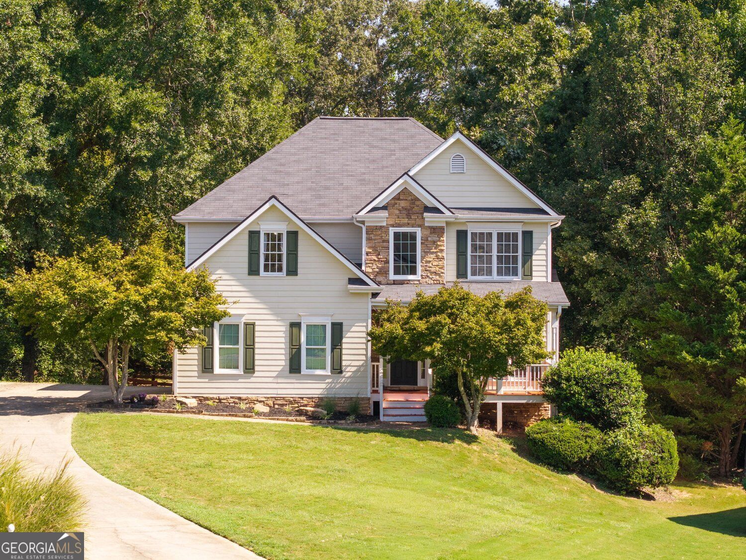 211 Sweetbriar Lane Property Photo 1