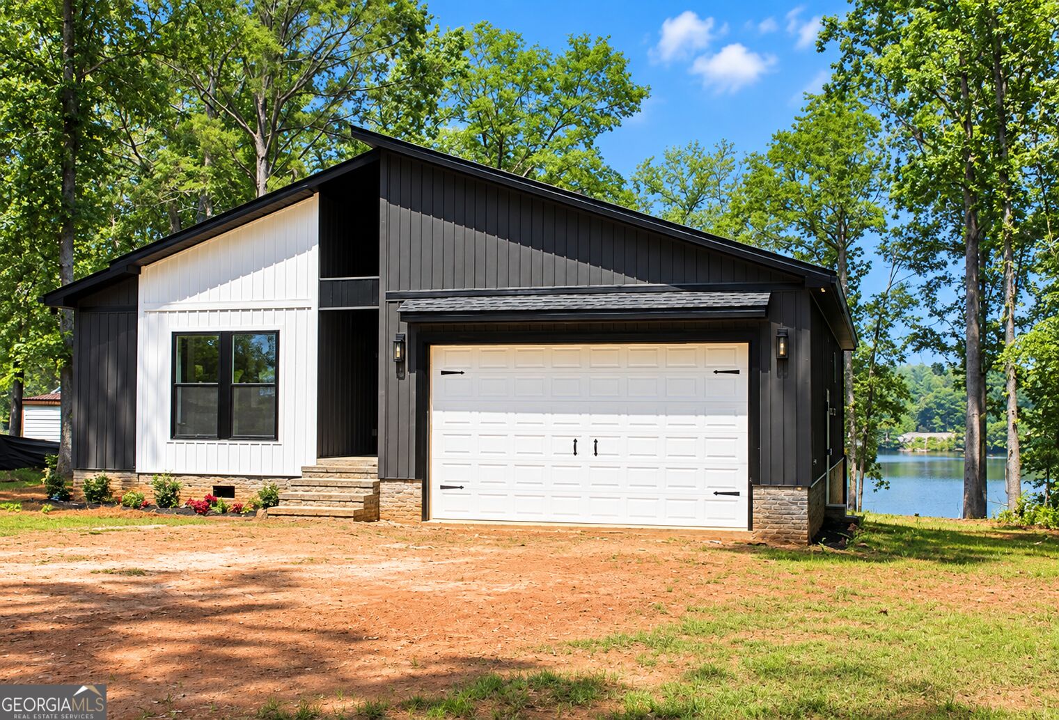 250 Merry Drive Nw Property Photo 1