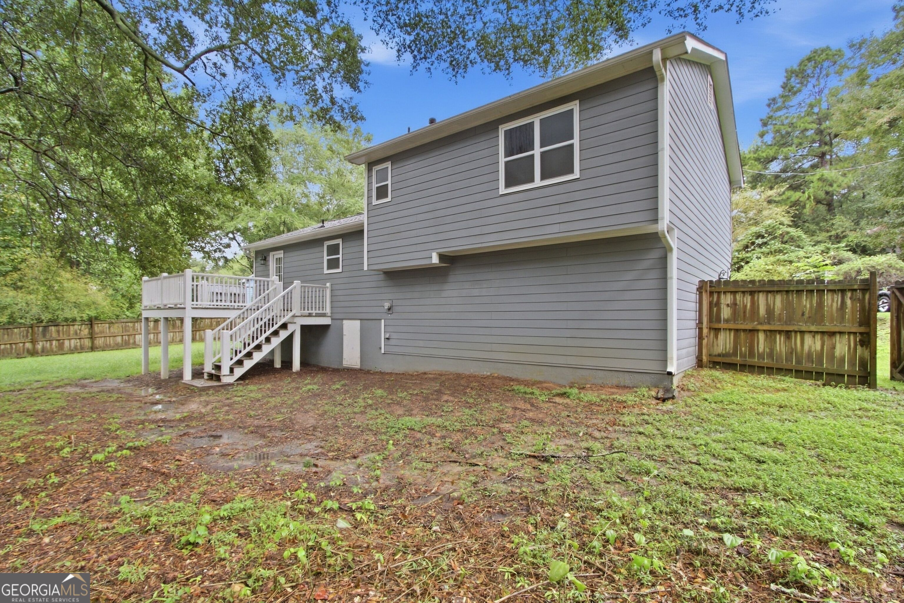 3240 Valley View Street Property Photo 5