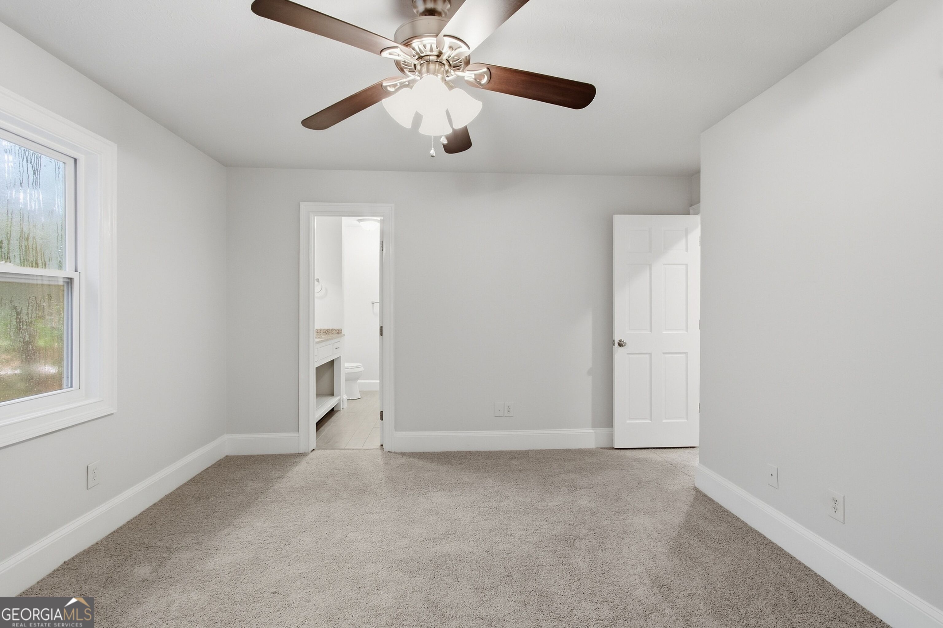 3240 Valley View Street Property Photo 17