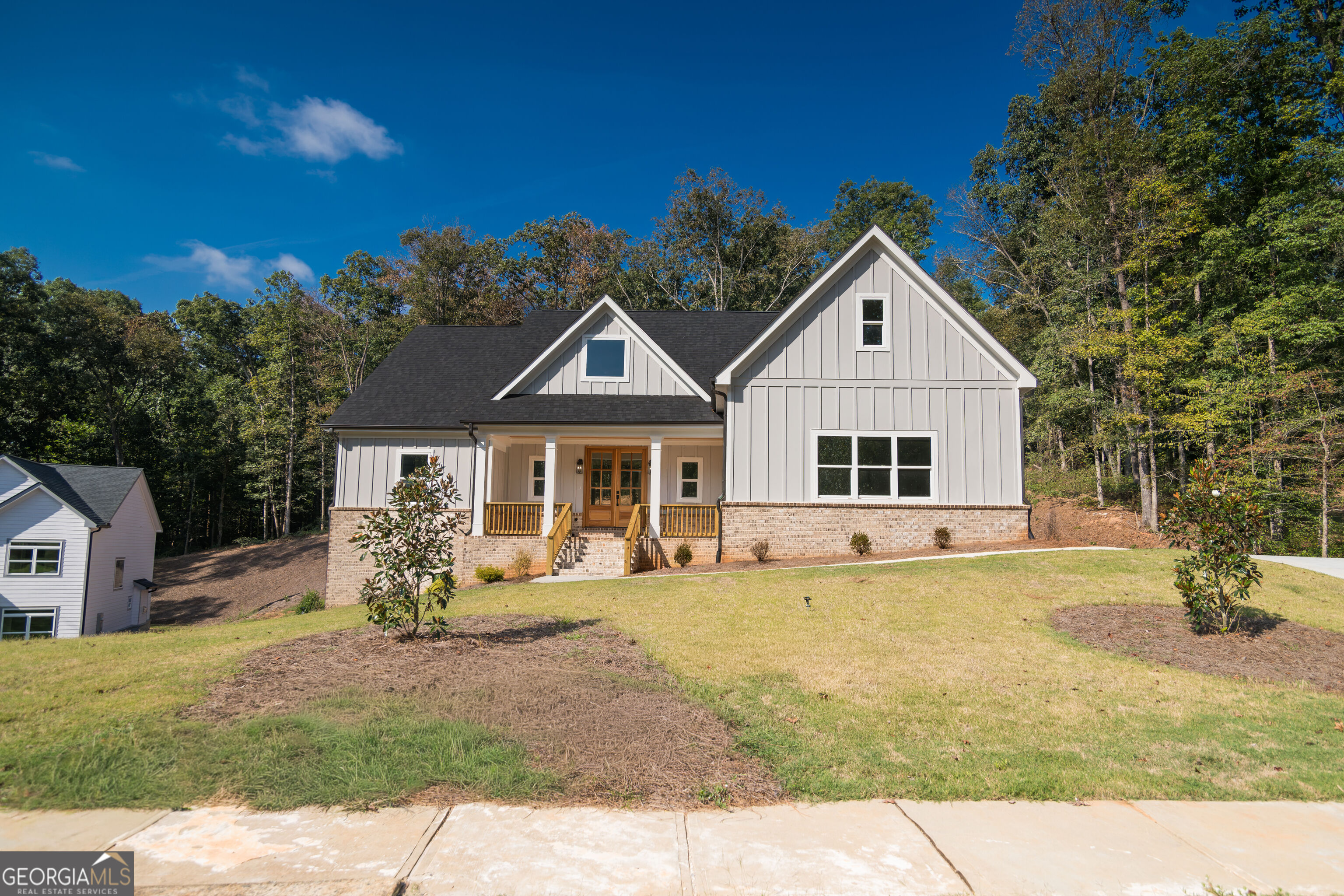 5855 Canterbury Way Property Photo 1