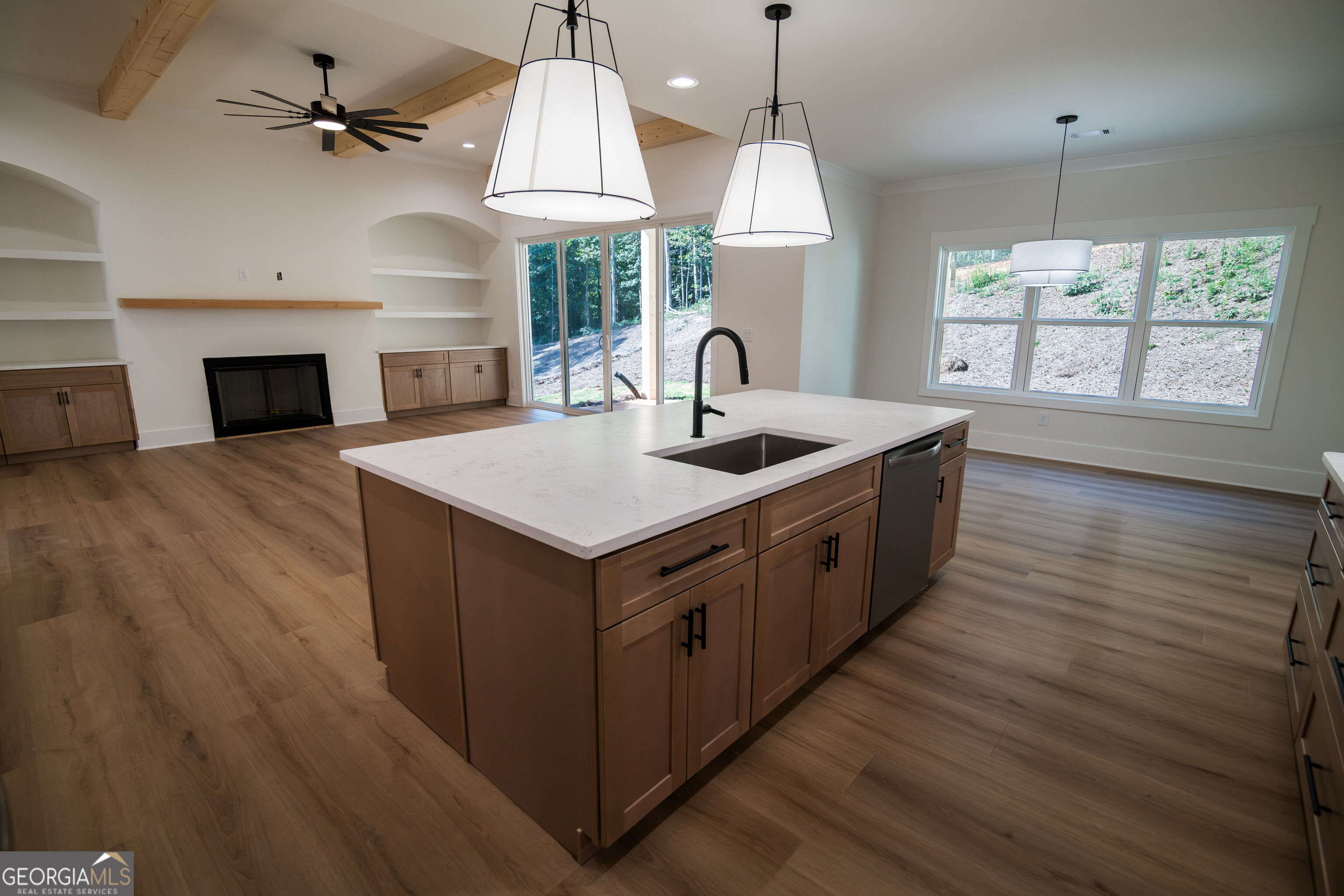 5855 Canterbury Way Property Photo 17