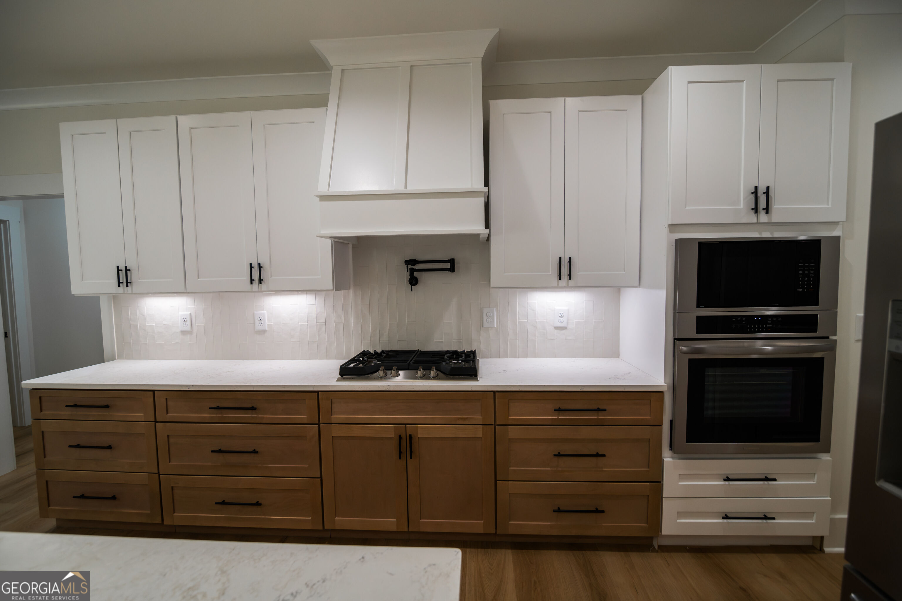 5855 Canterbury Way Property Photo 19