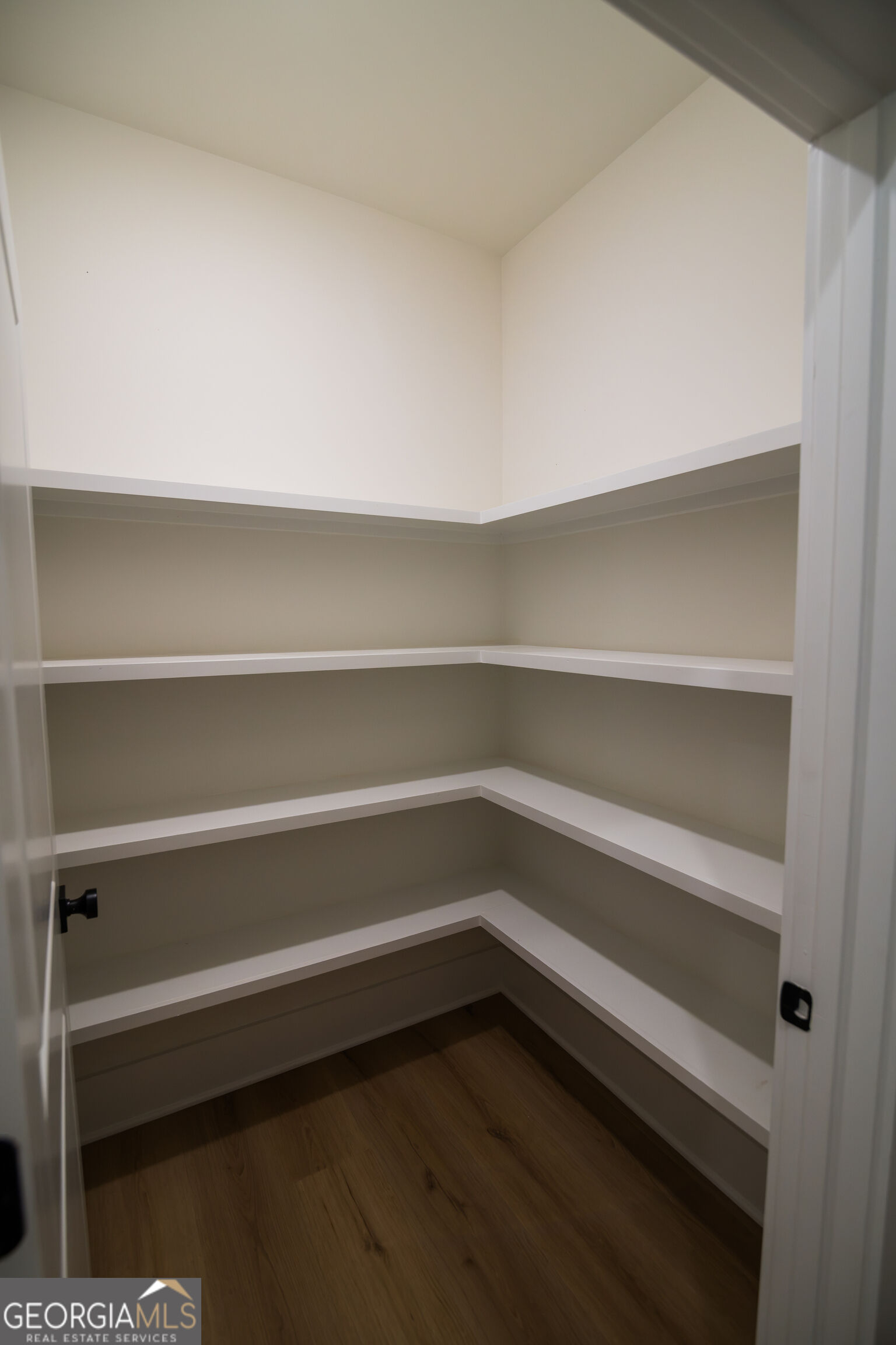 5855 Canterbury Way Property Photo 22