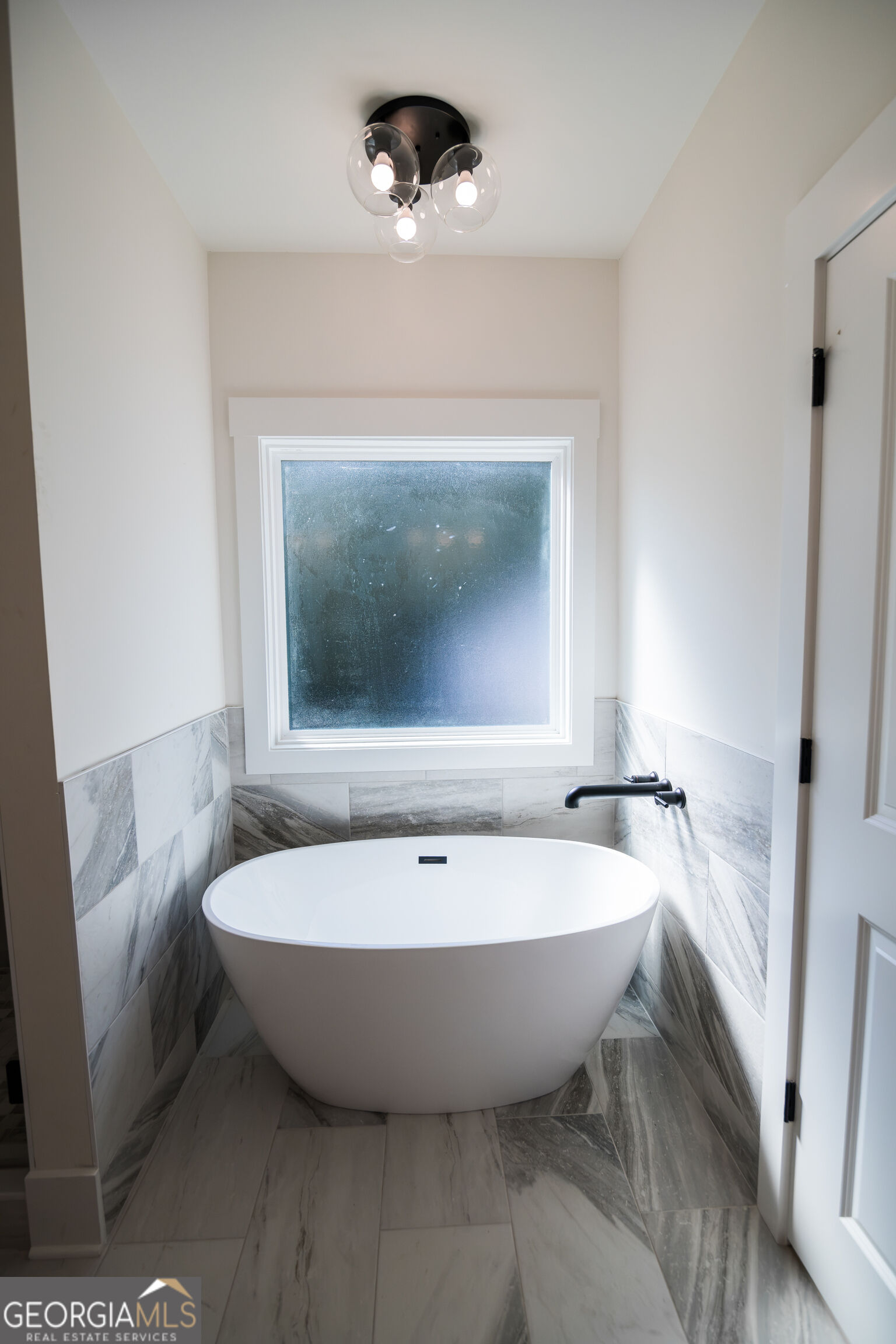 5855 Canterbury Way Property Photo 35