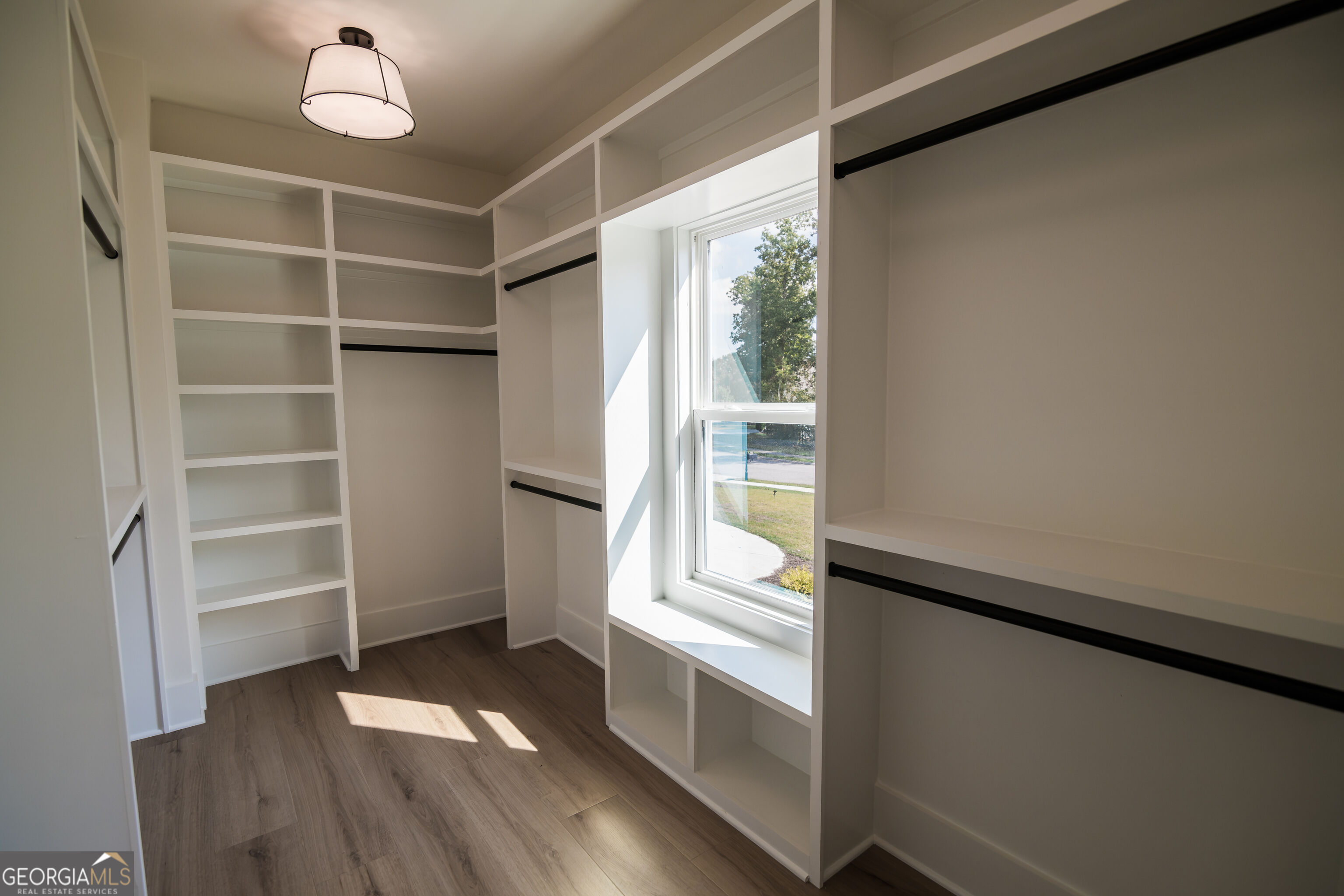 5855 Canterbury Way Property Photo 39