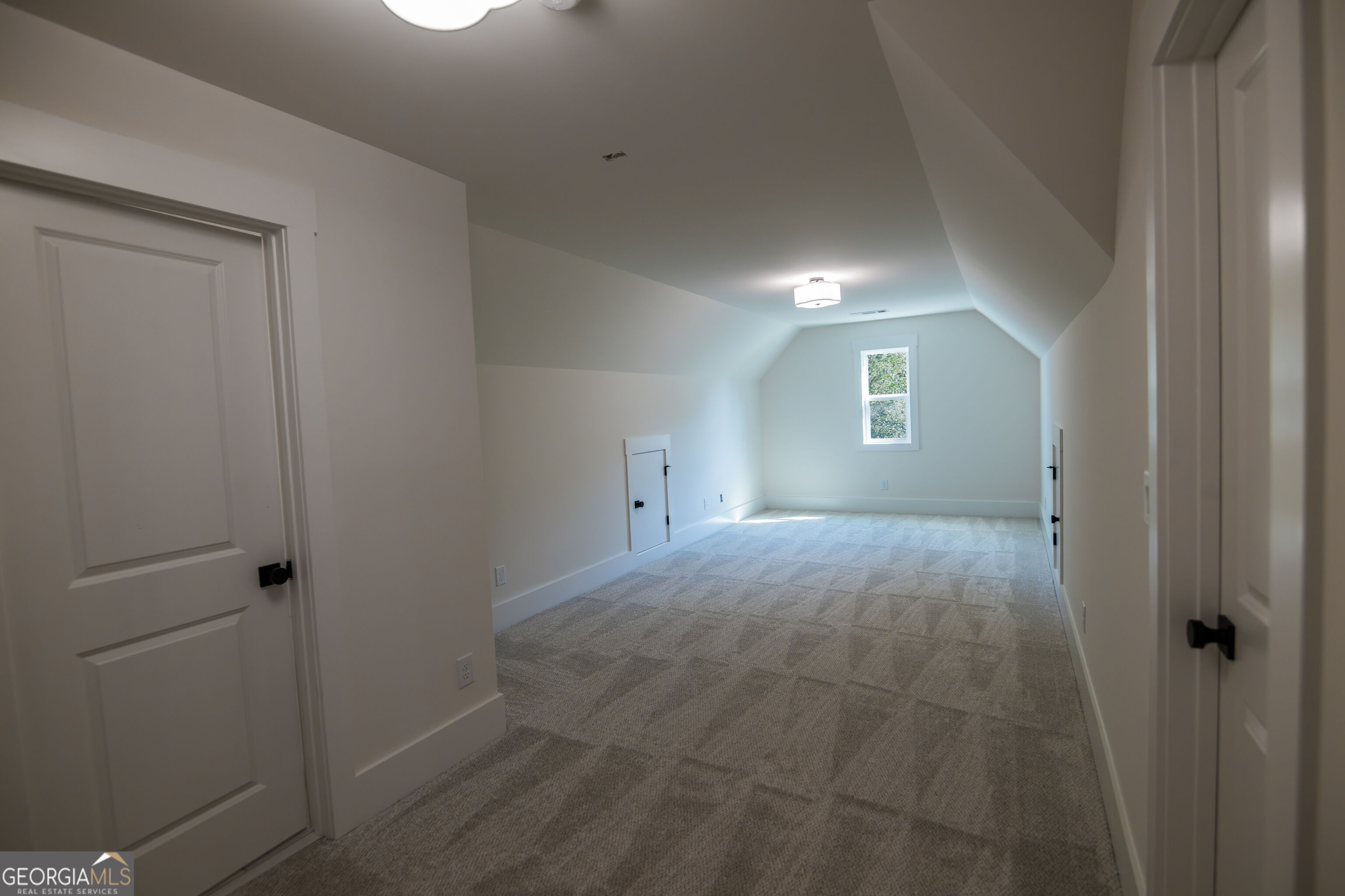 5855 Canterbury Way Property Photo 42