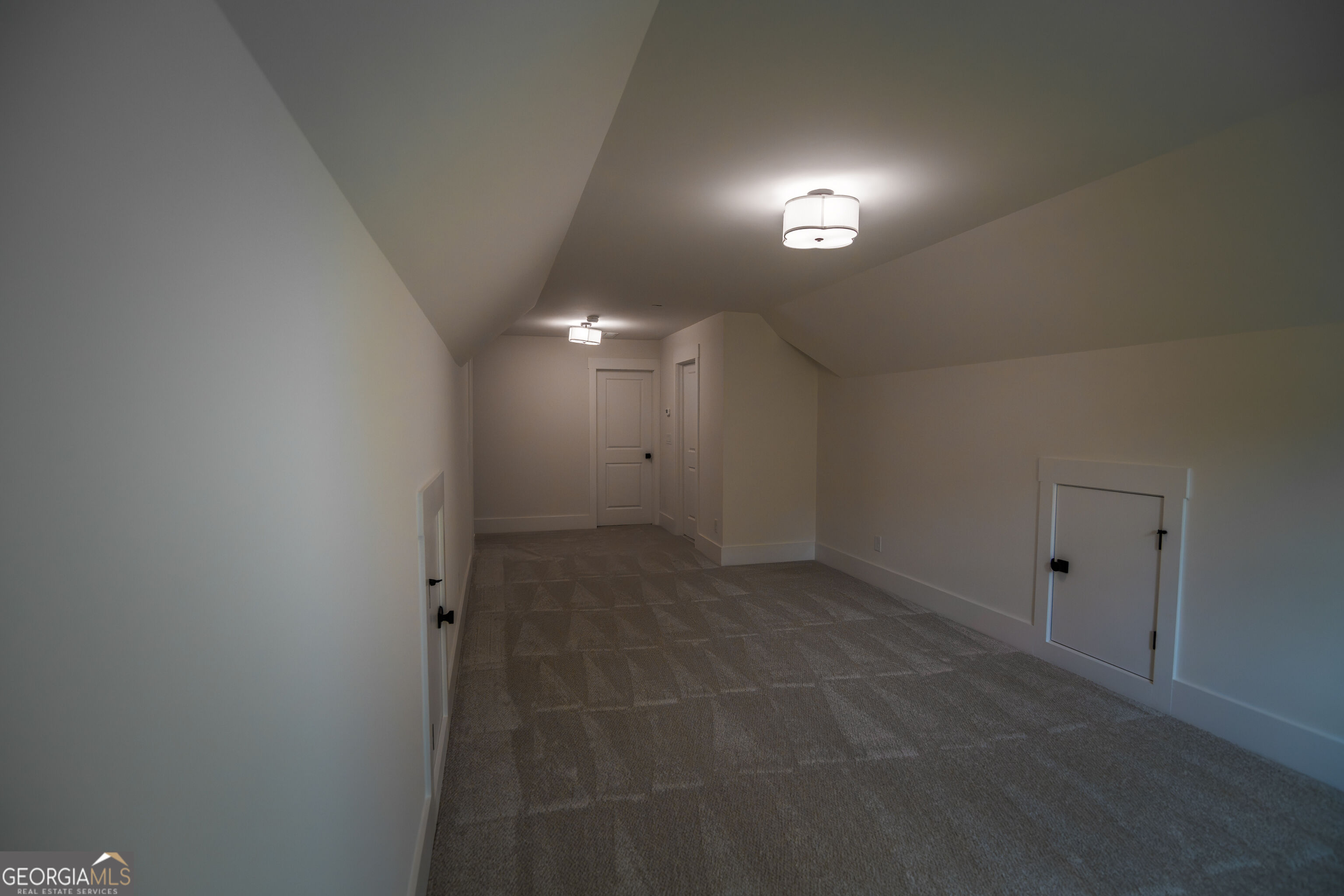 5855 Canterbury Way Property Photo 44