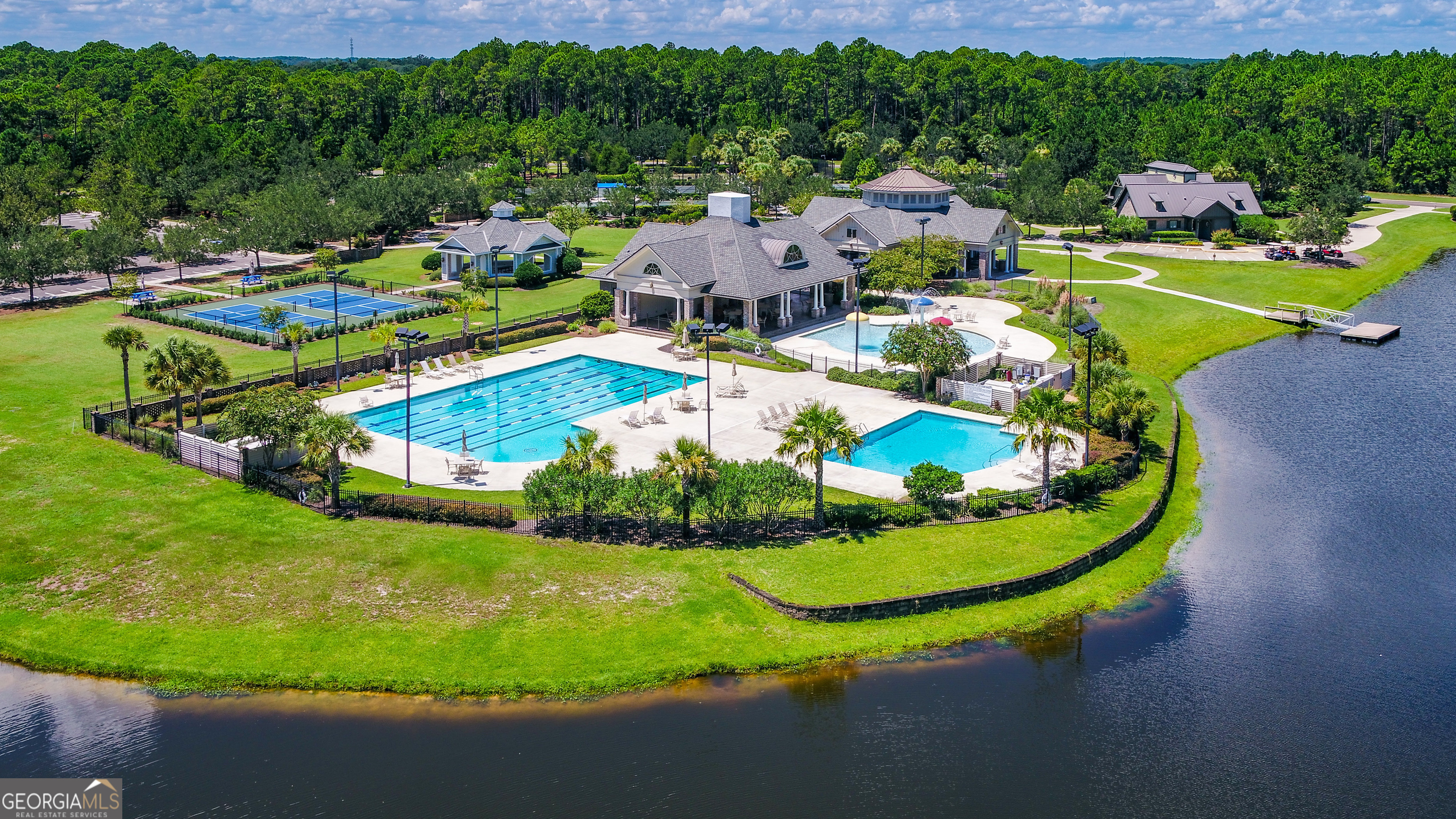 100 Amberjack Loop Property Photo 12