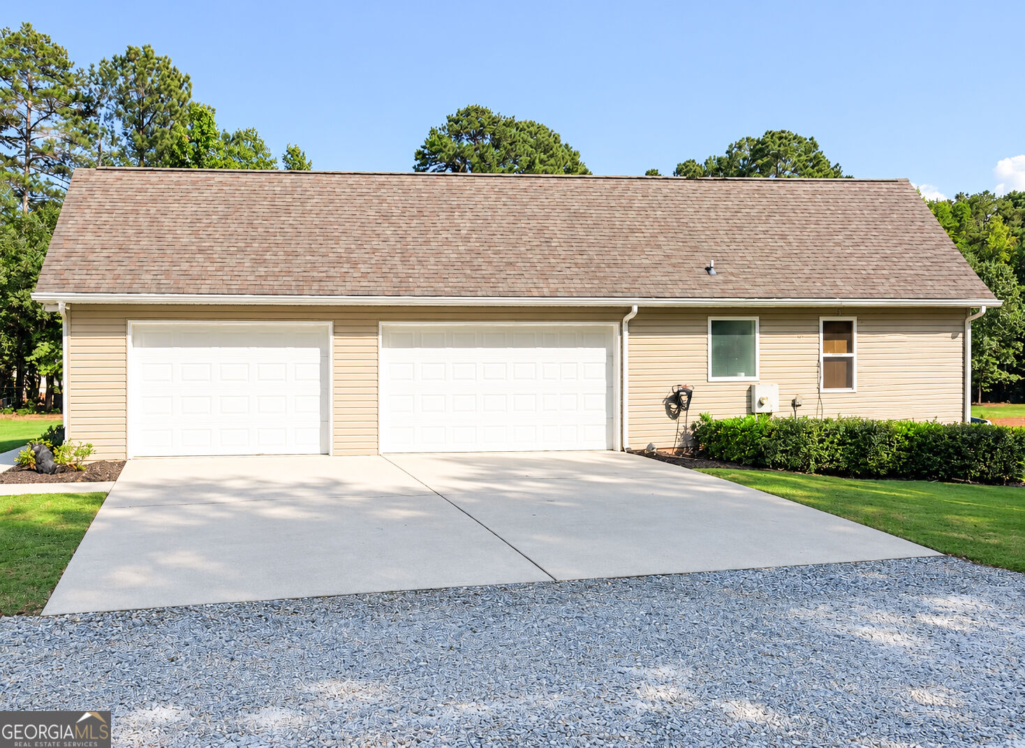 4851 Holly Springs Road Property Photo 9