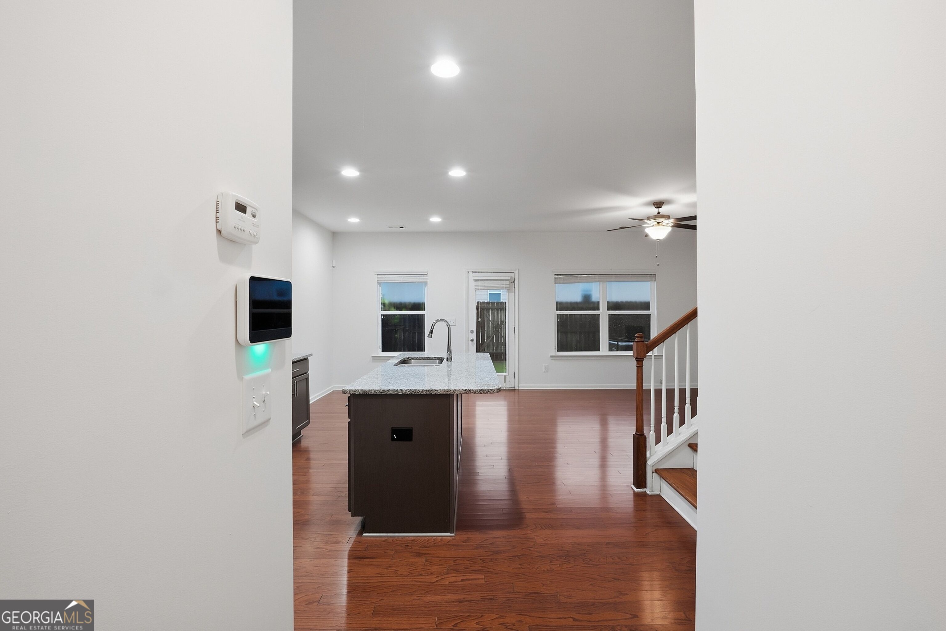 5267 Mill Way Property Photo 7